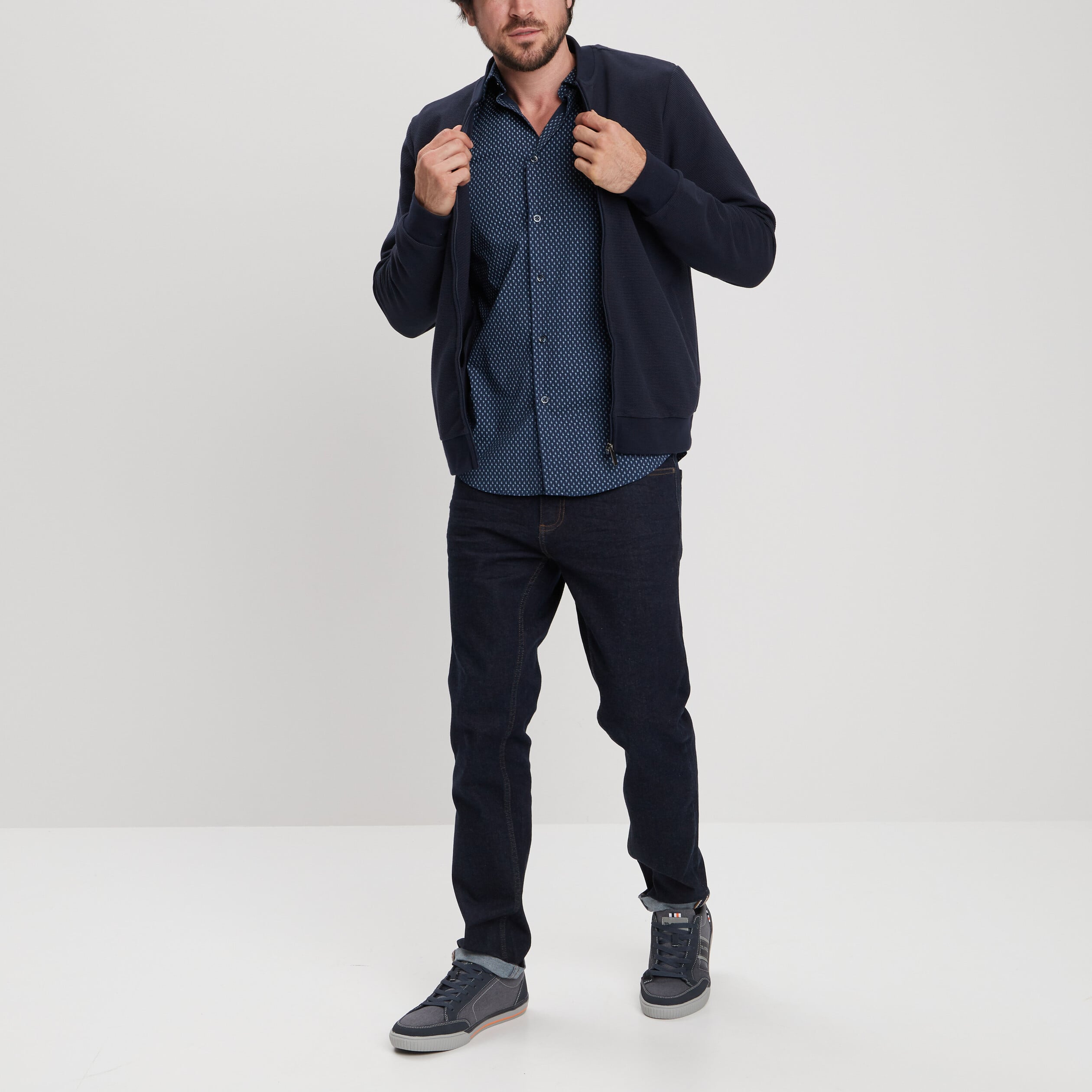 Gilet reli&eacute;f&eacute; manches longues zipp&eacute; bleu marine homme