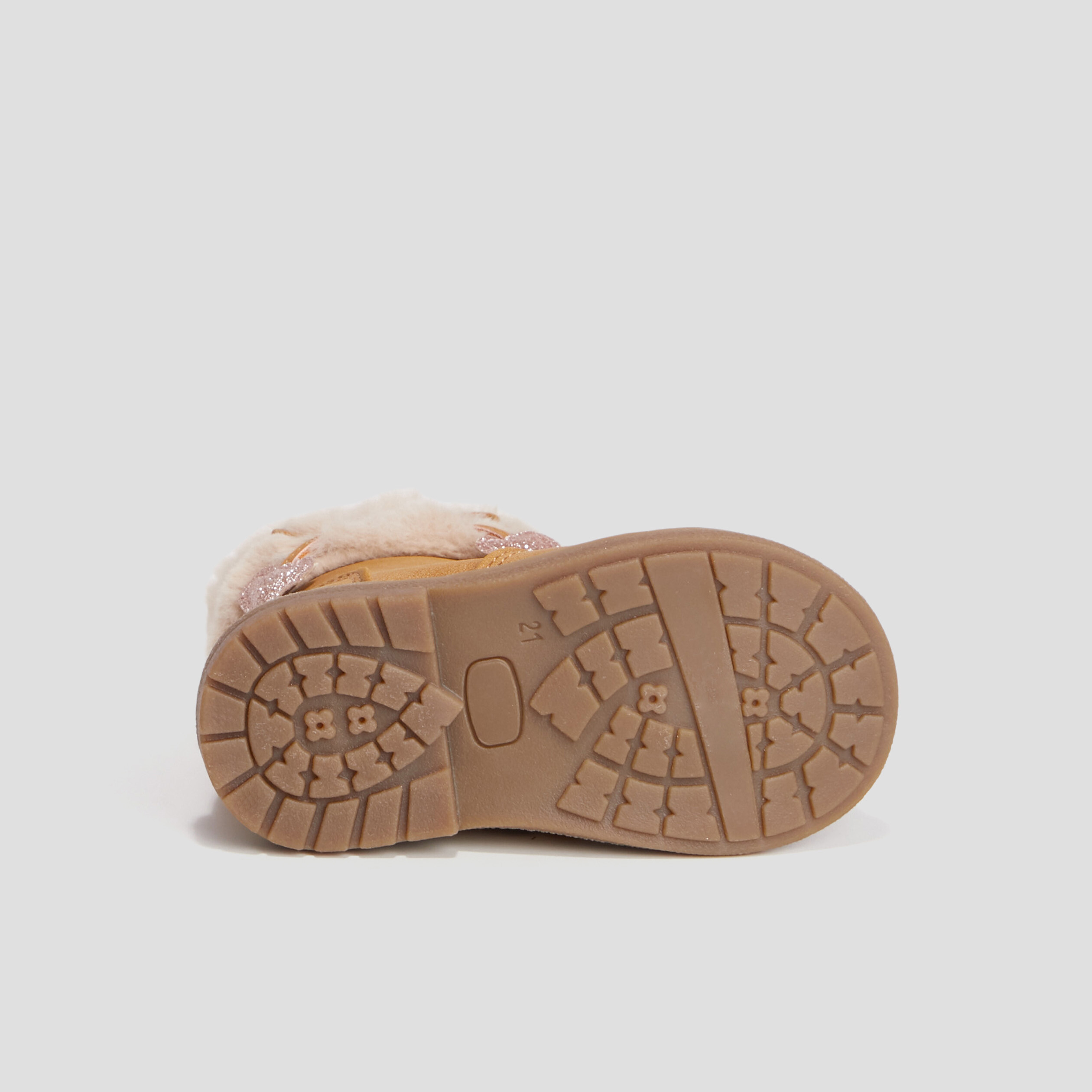 bottines avec details noeuds camel bebef Bottines avec détails noeuds camel bébé fille