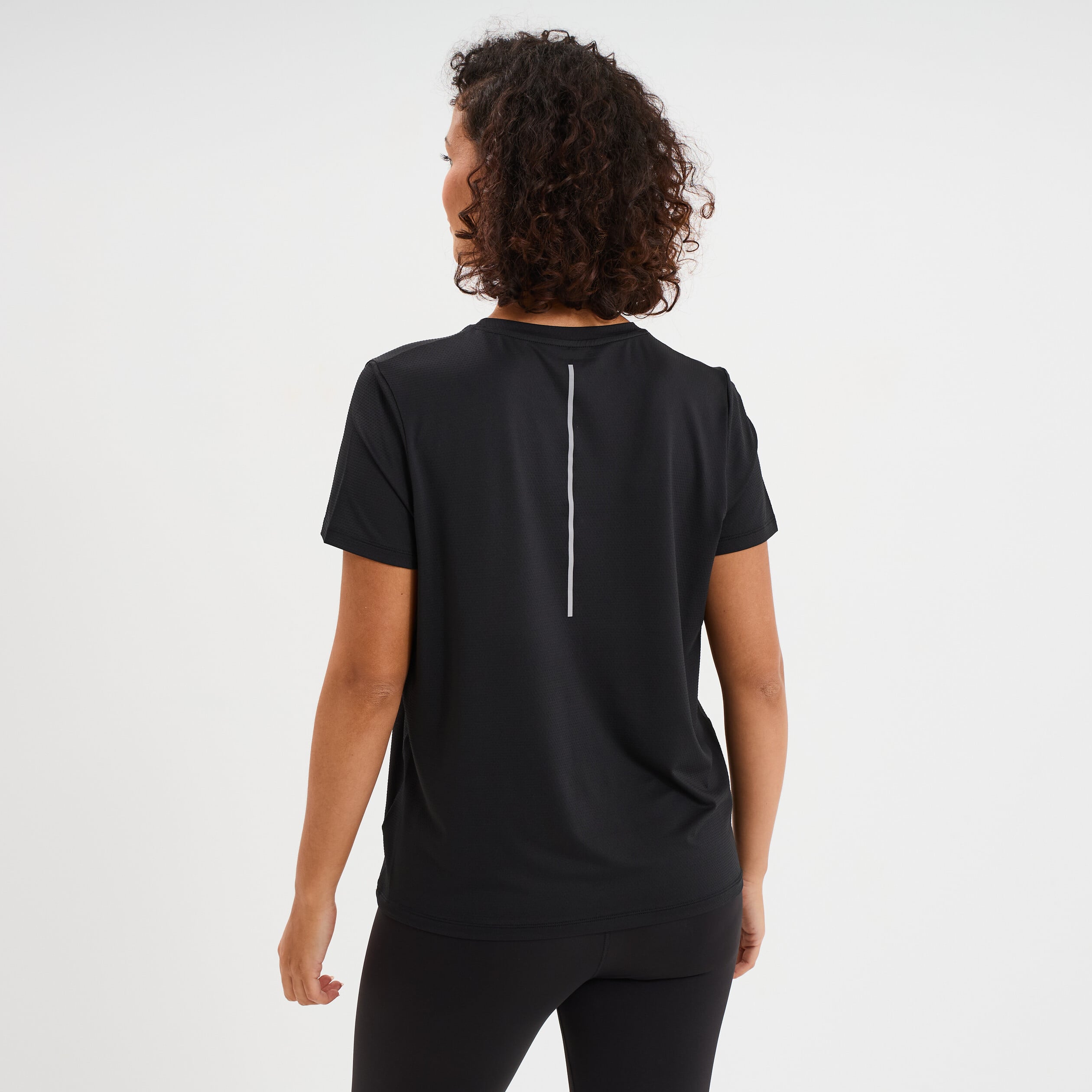 T-shirt de sport droit manches courtes noir femme