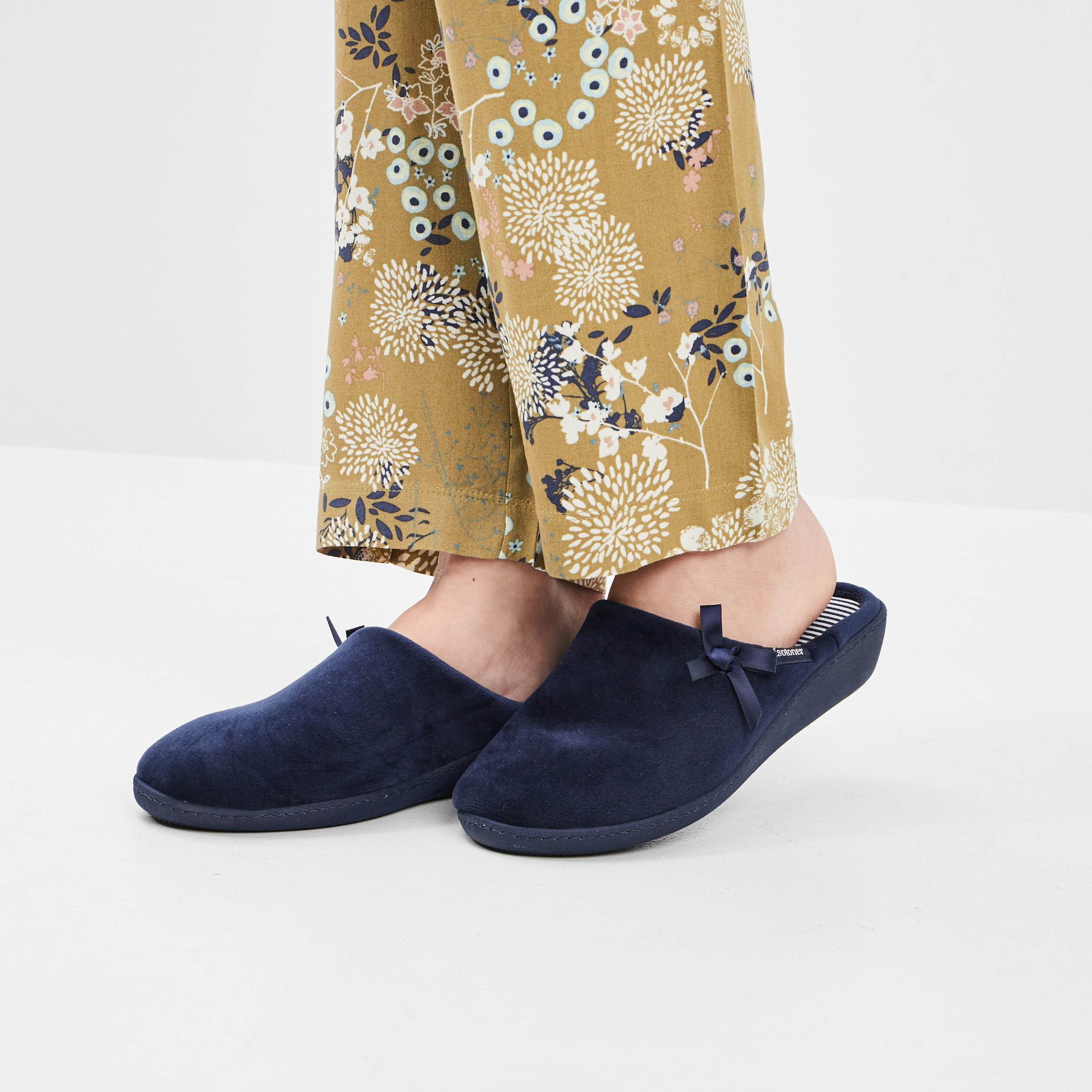 chaussons mules bleu marine femme Chaussons mules bleu marine femme