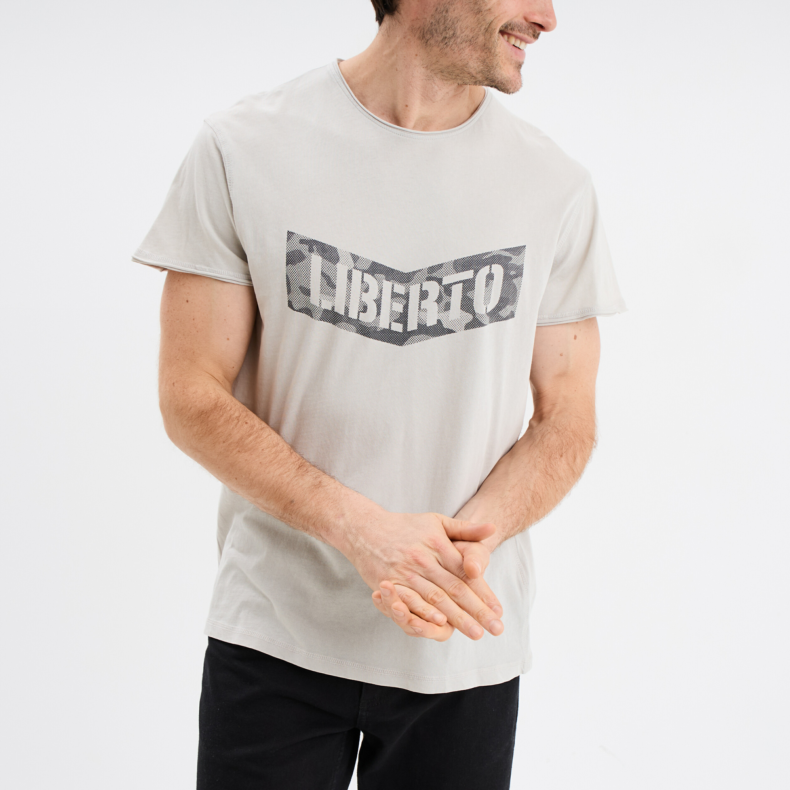 T-shirt manches courtes coton d&eacute;lav&eacute; gris clair homme