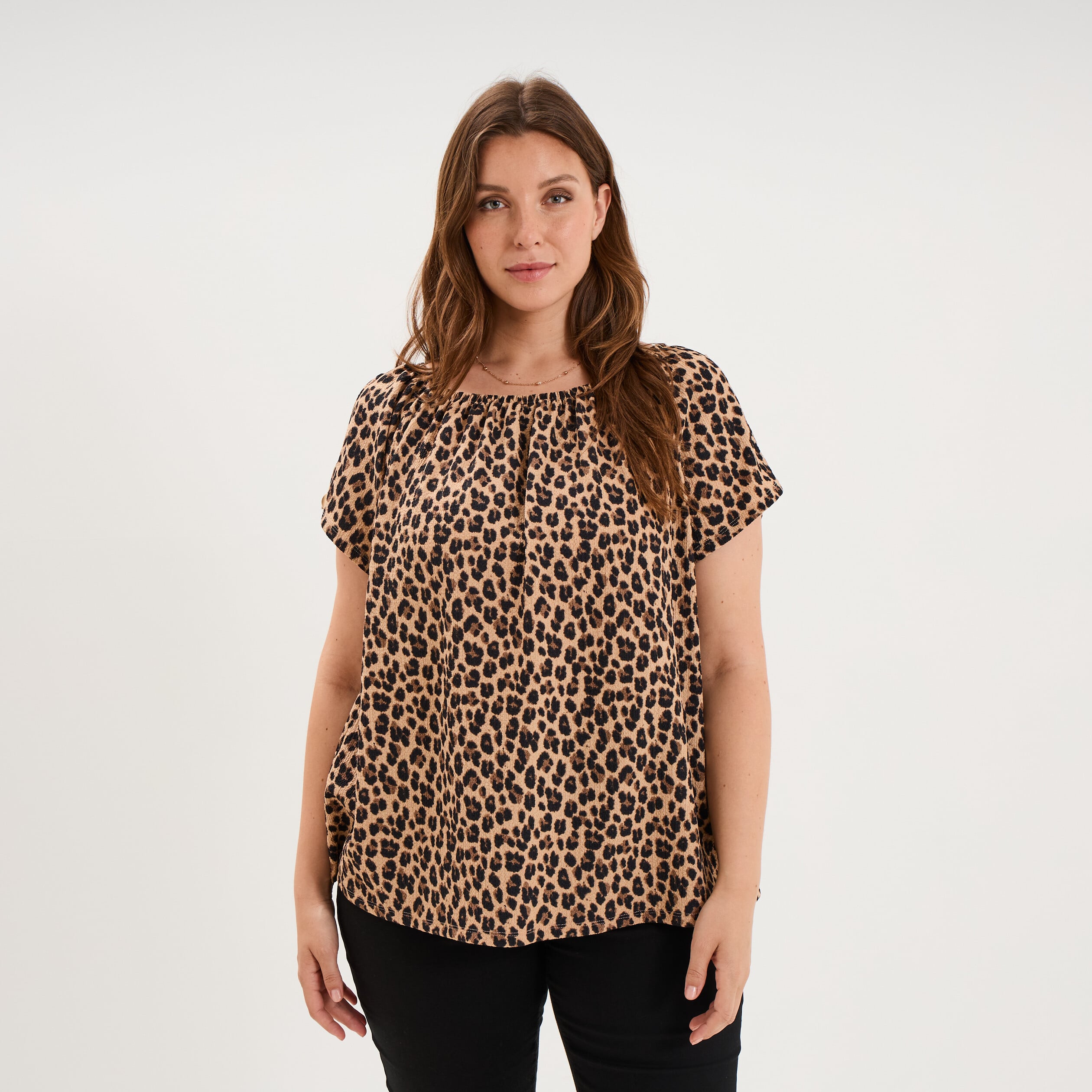 T-shirt gaufr&eacute; avec manches &agrave; noeuds beige clair femme grande taille