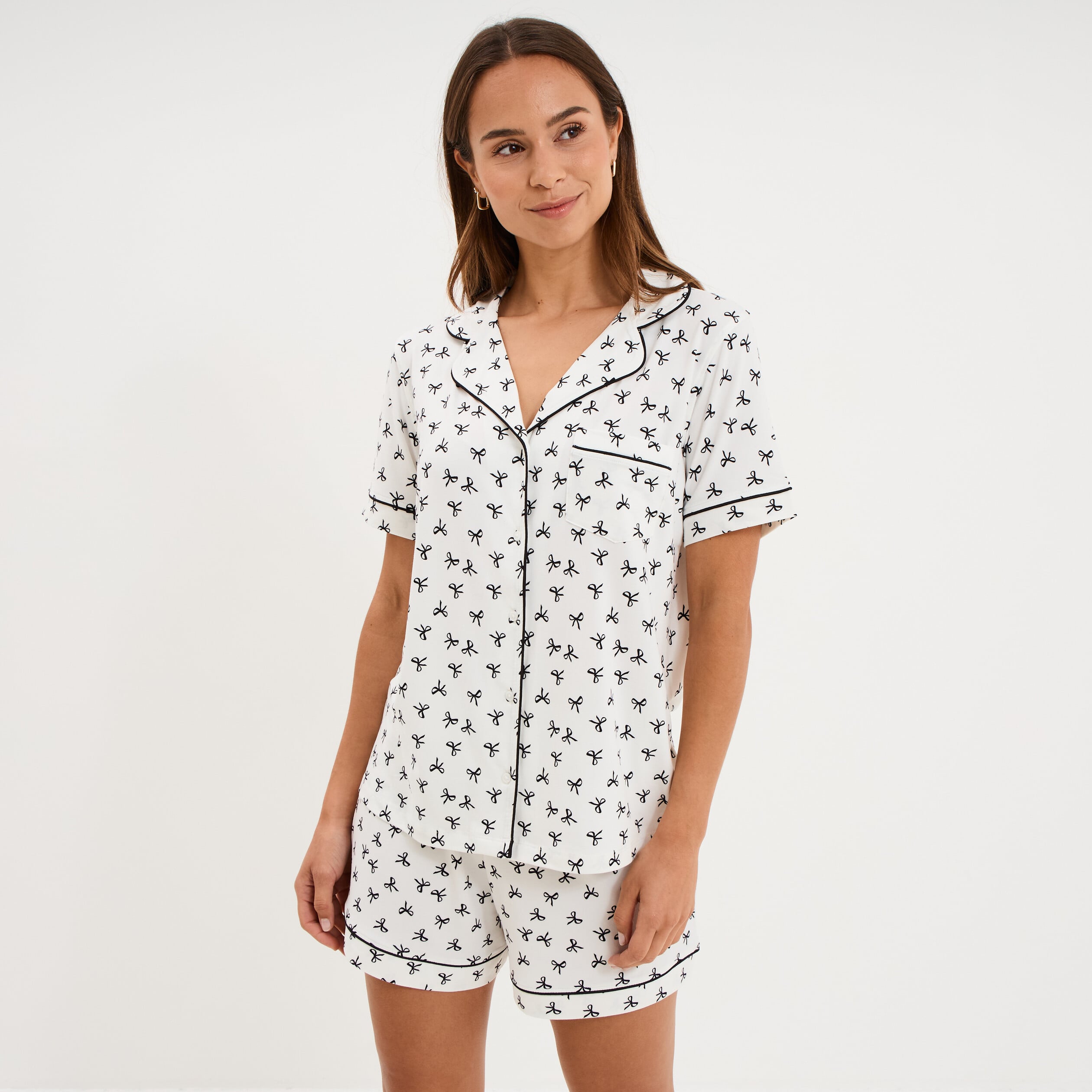 Ensemble pyjama chemise et short ecru femme