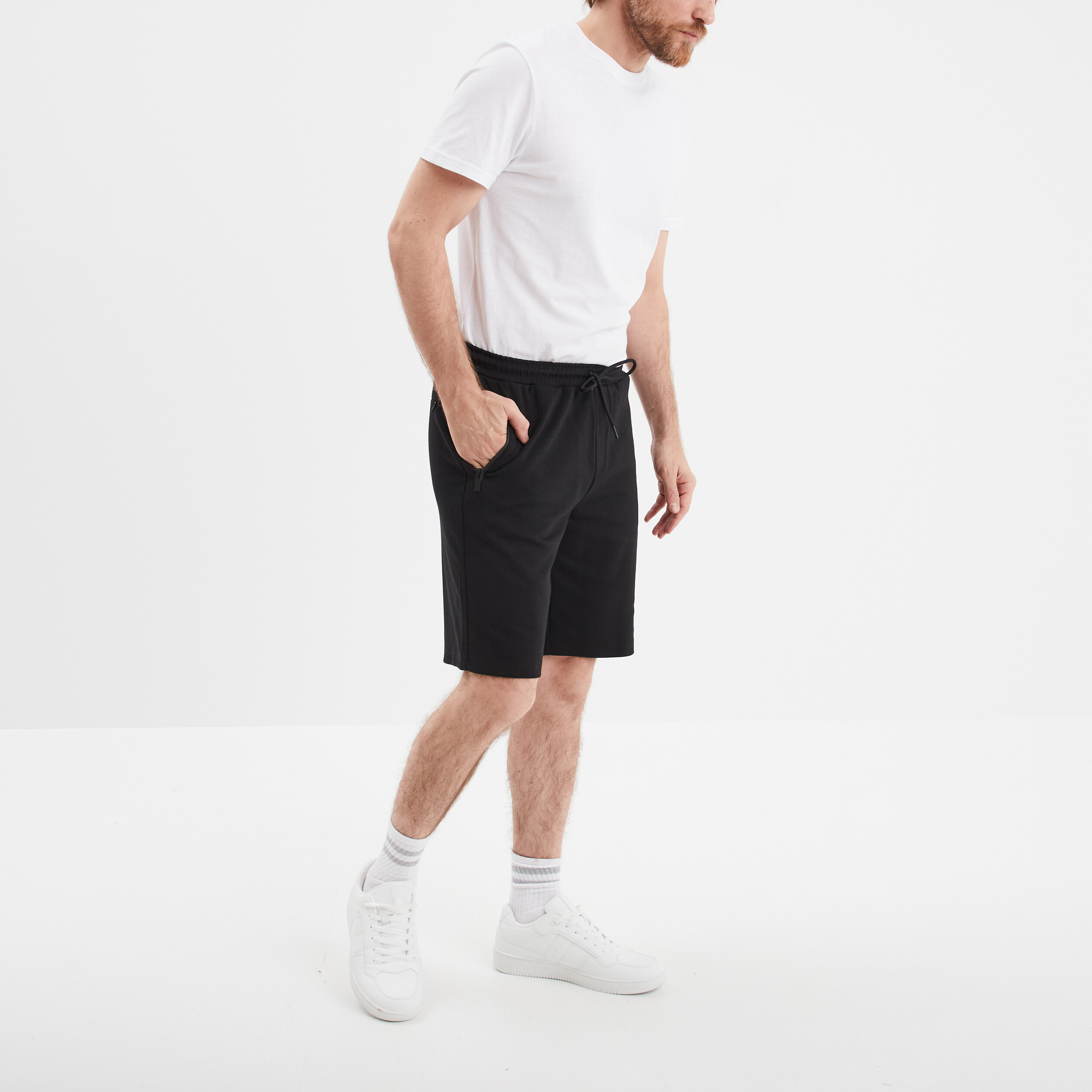 short de jogging droit liberto noir homme Short de jogging droit Liberto noir homme