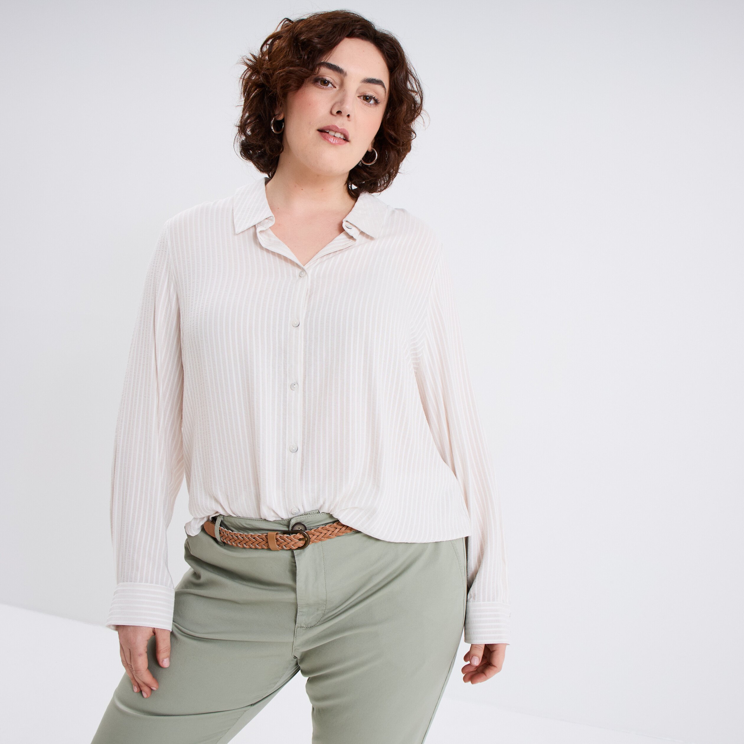 chemise manches longues beige femmegt Chemise manches longues beige femme grande taille