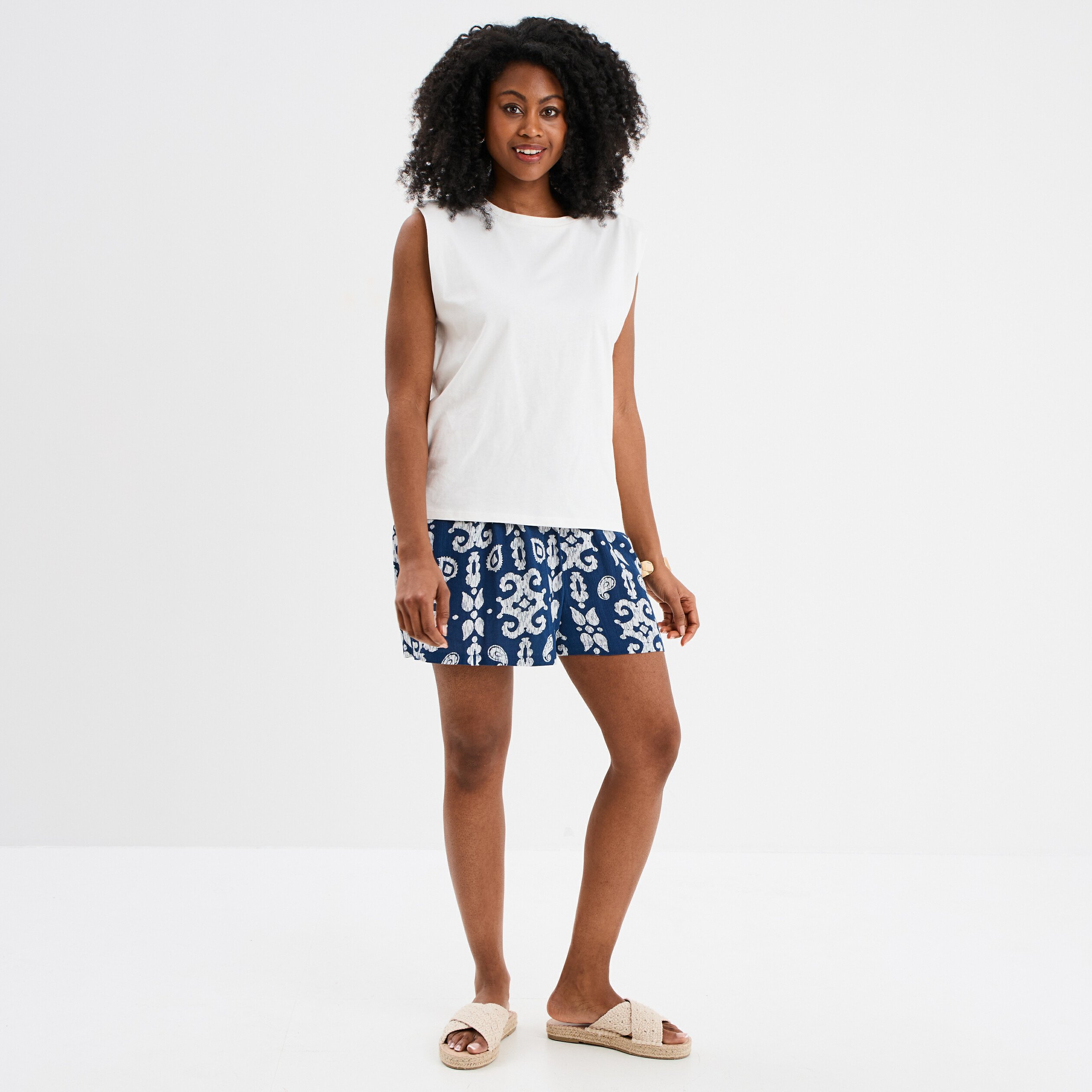 short large crepe avec pampilles bleu marine femme Short large crêpe avec pampilles bleu marine femme