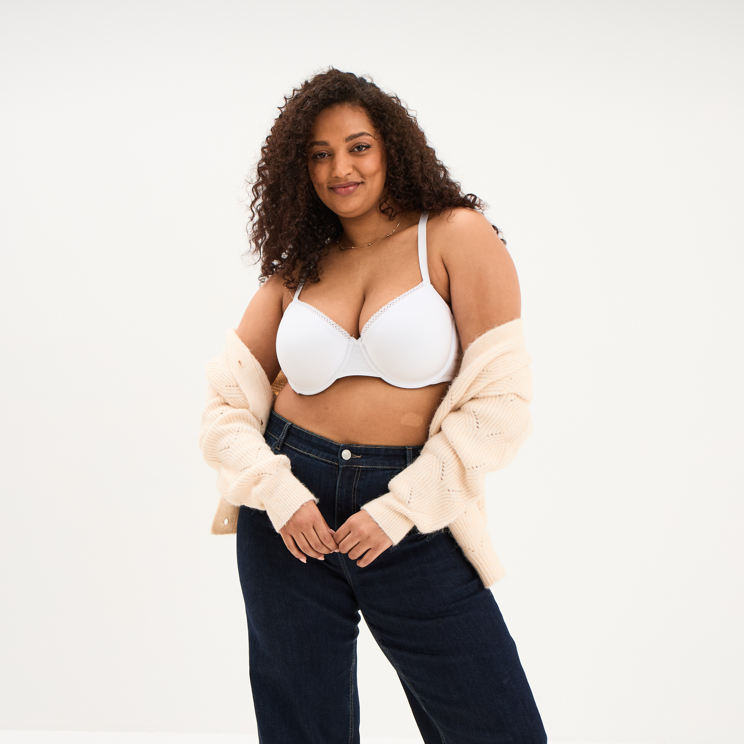 Soutien-gorge corbeille embo&icirc;tant blanc femme grande taille