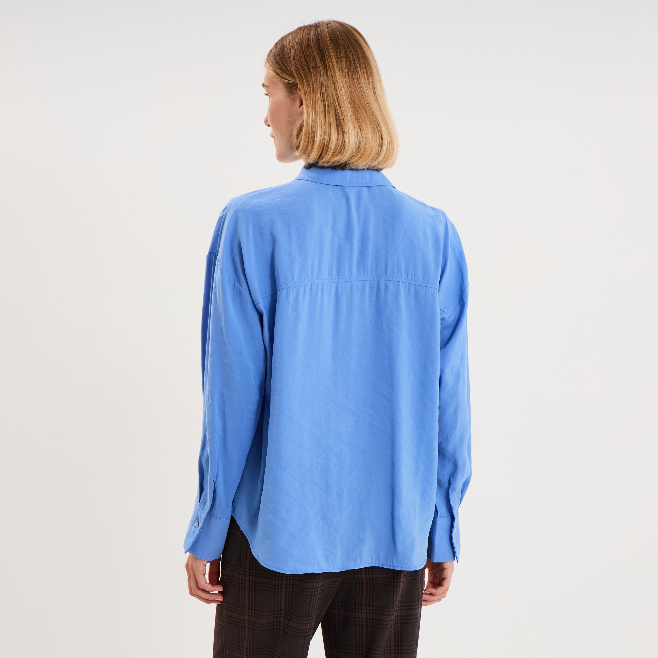 Chemise fluide manches longues oversize bleu electrique femme
