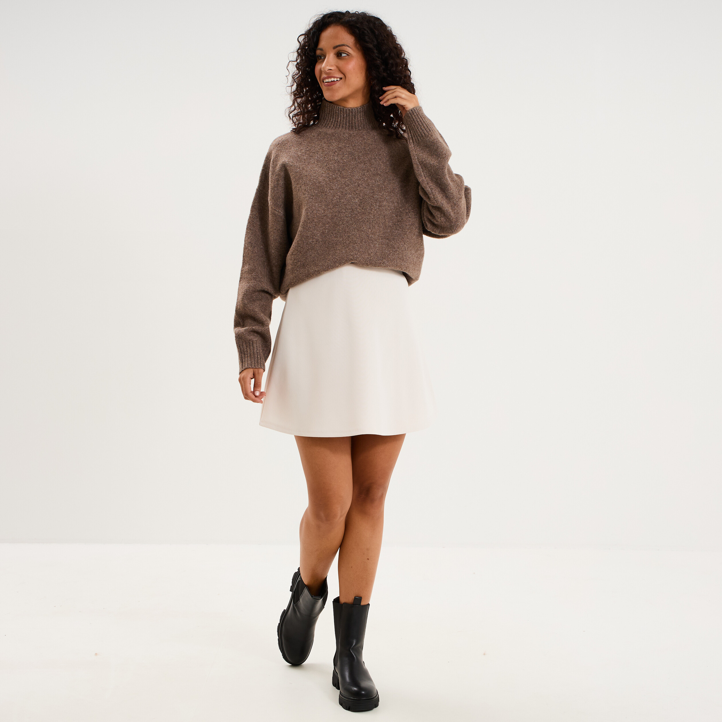 Pull droit avec col montant taupe femme