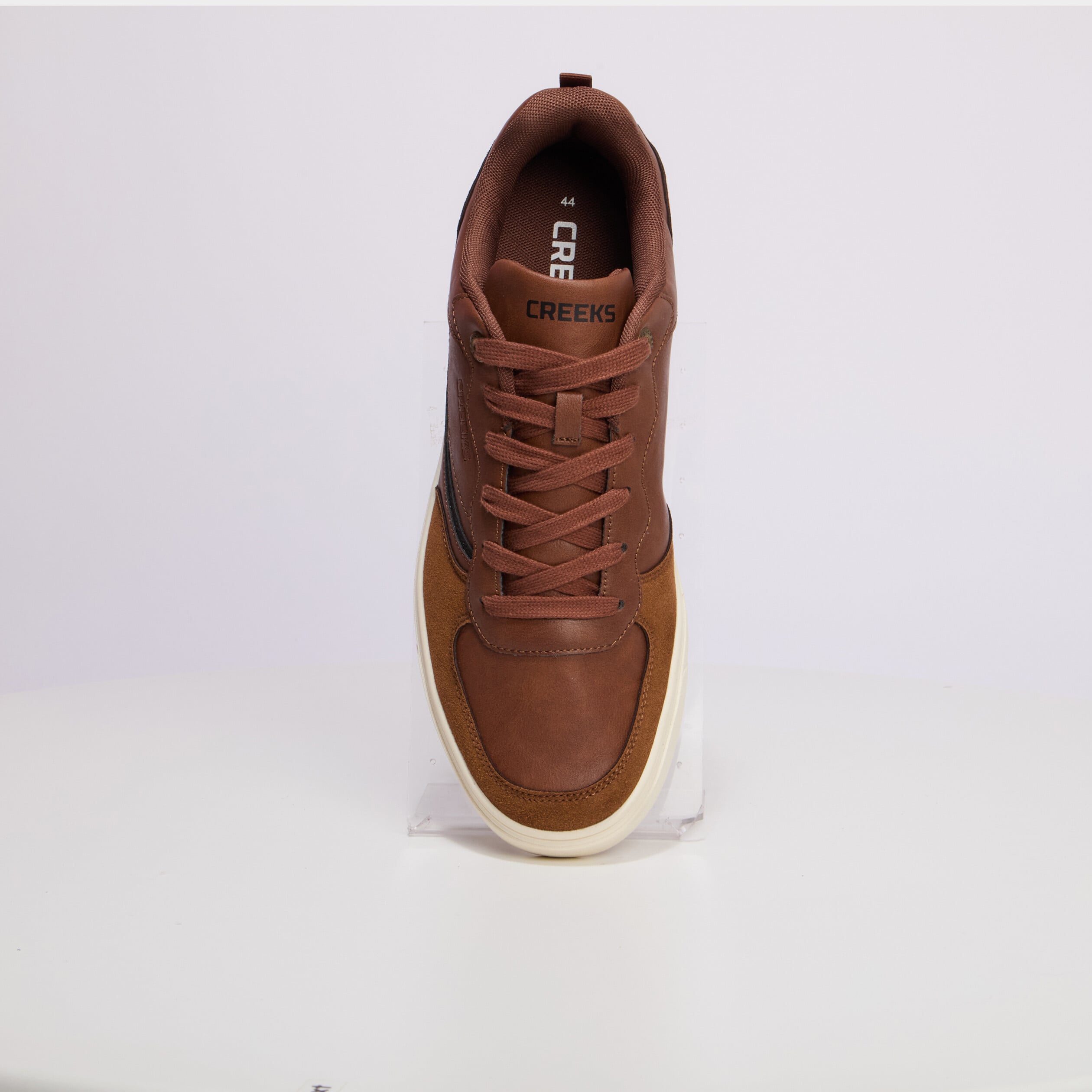 Baskets &agrave; lacets marron homme