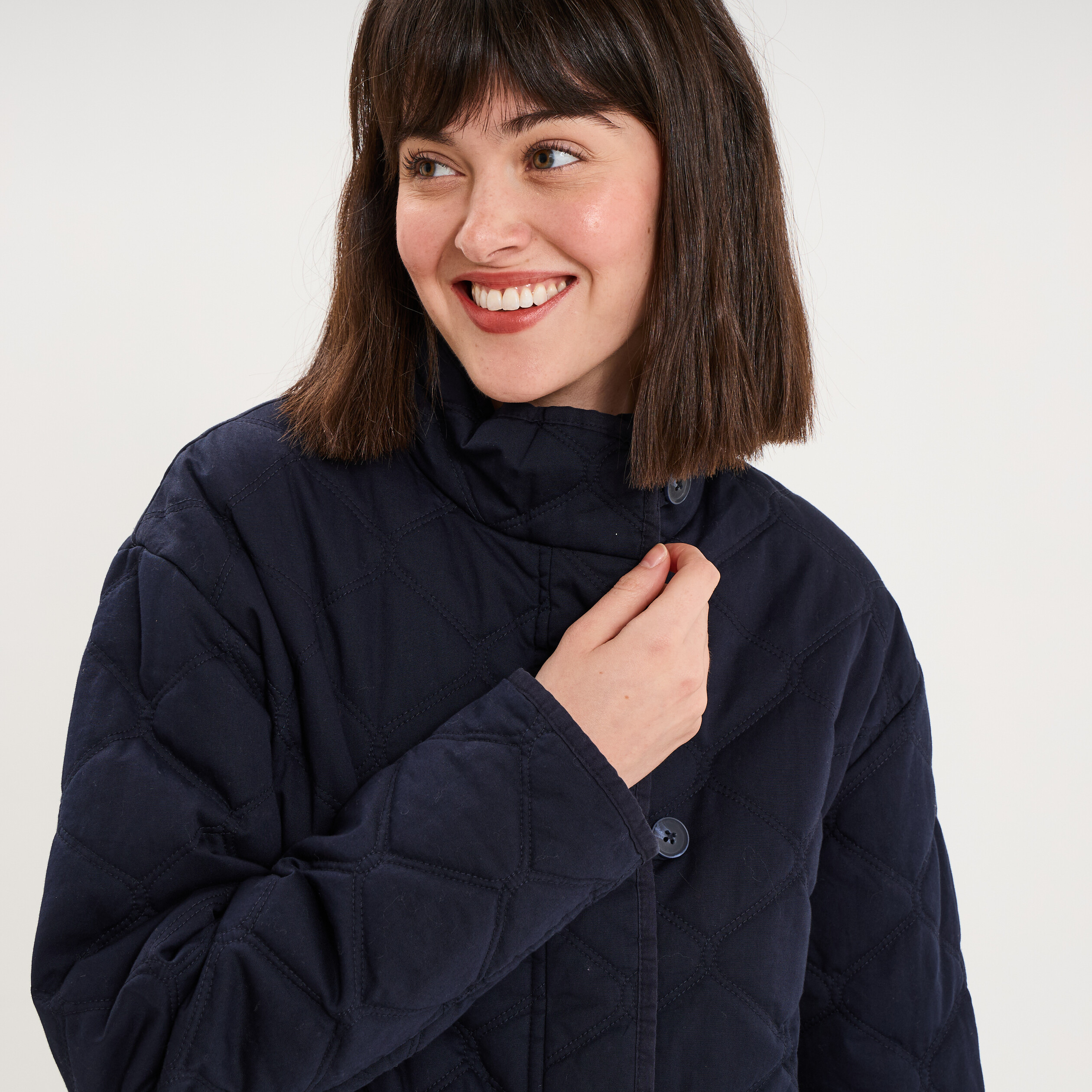 Veste matelass&eacute;e taille ajustable bleu fonc&eacute; femme