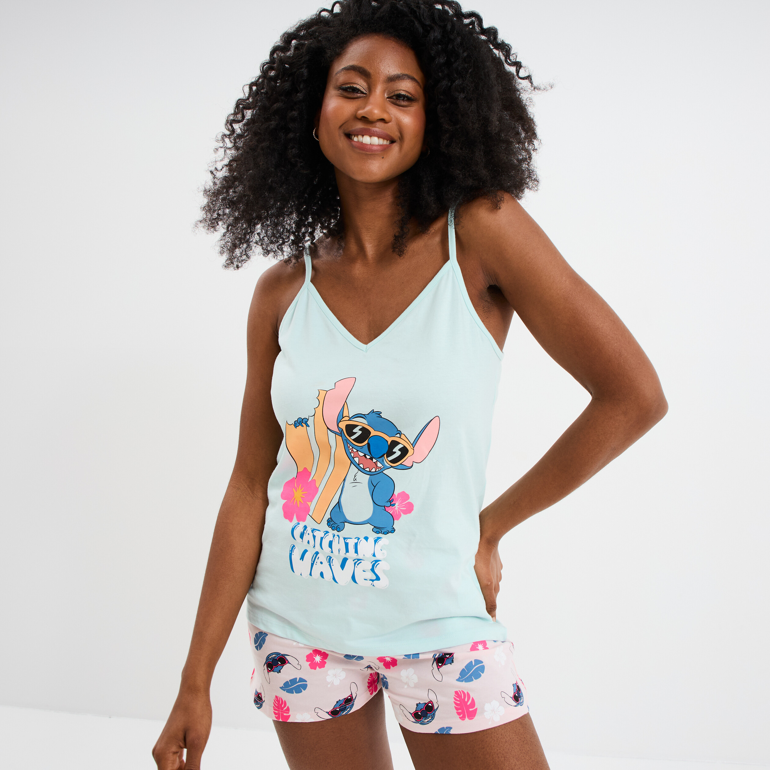 ensemble pyjama short debardeur stitch bleu turquoise femme Ensemble pyjama short débardeur Stitch bleu turquoise femme
