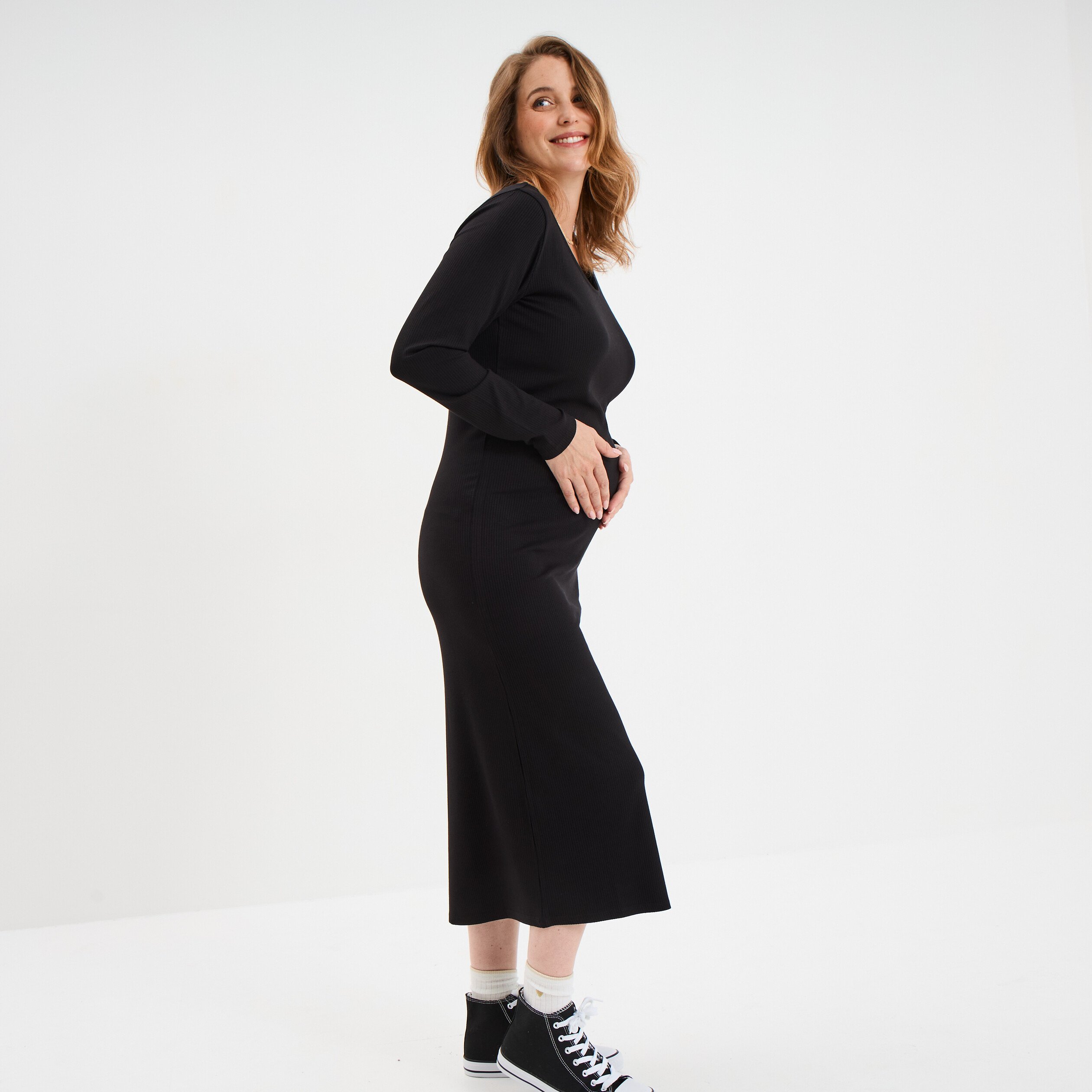 robe longue cotelee grossesse noir femmemater Robe longue côtelée grossesse noir femme maternité