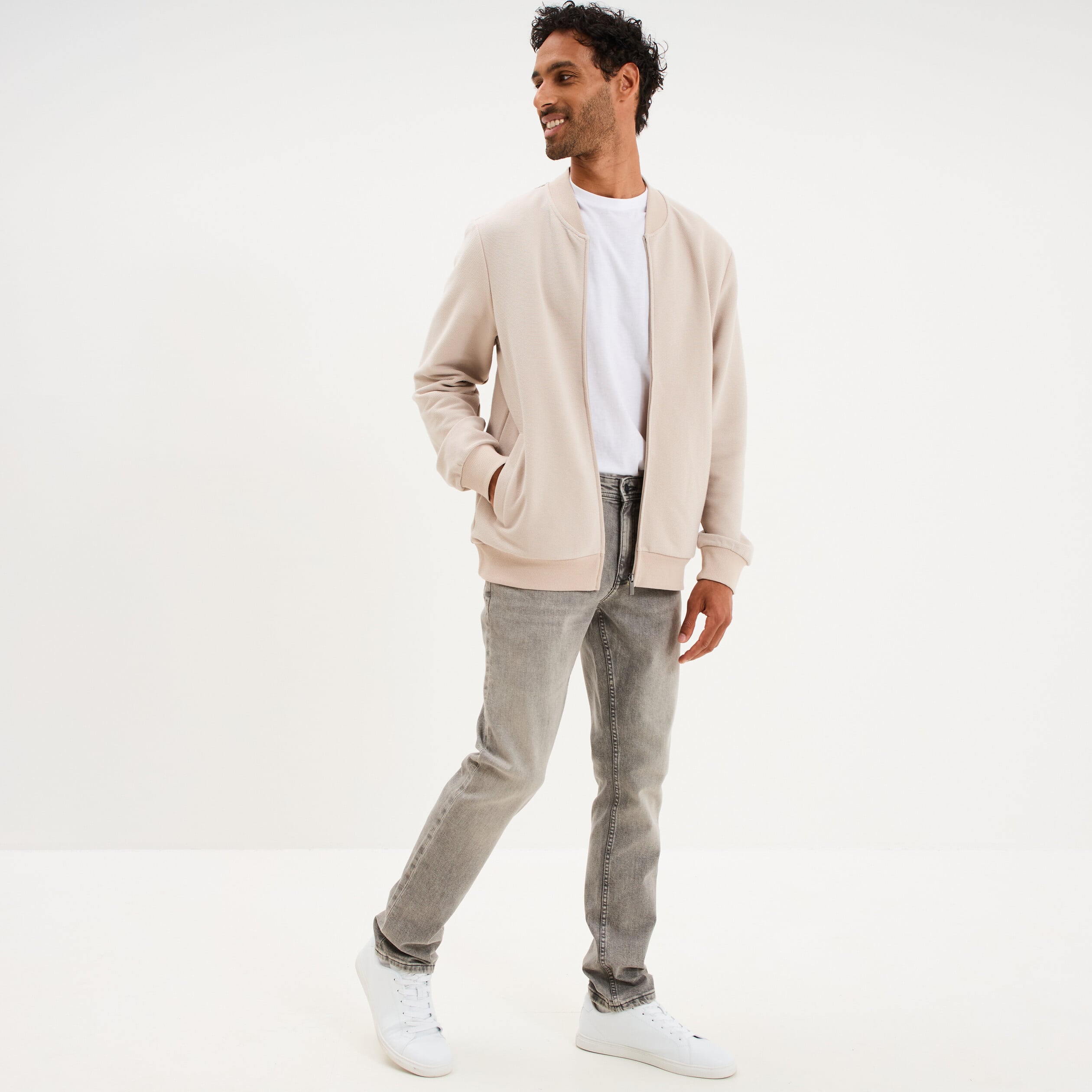 Gilet reli&eacute;f&eacute; manches longues zipp&eacute; gris clair homme