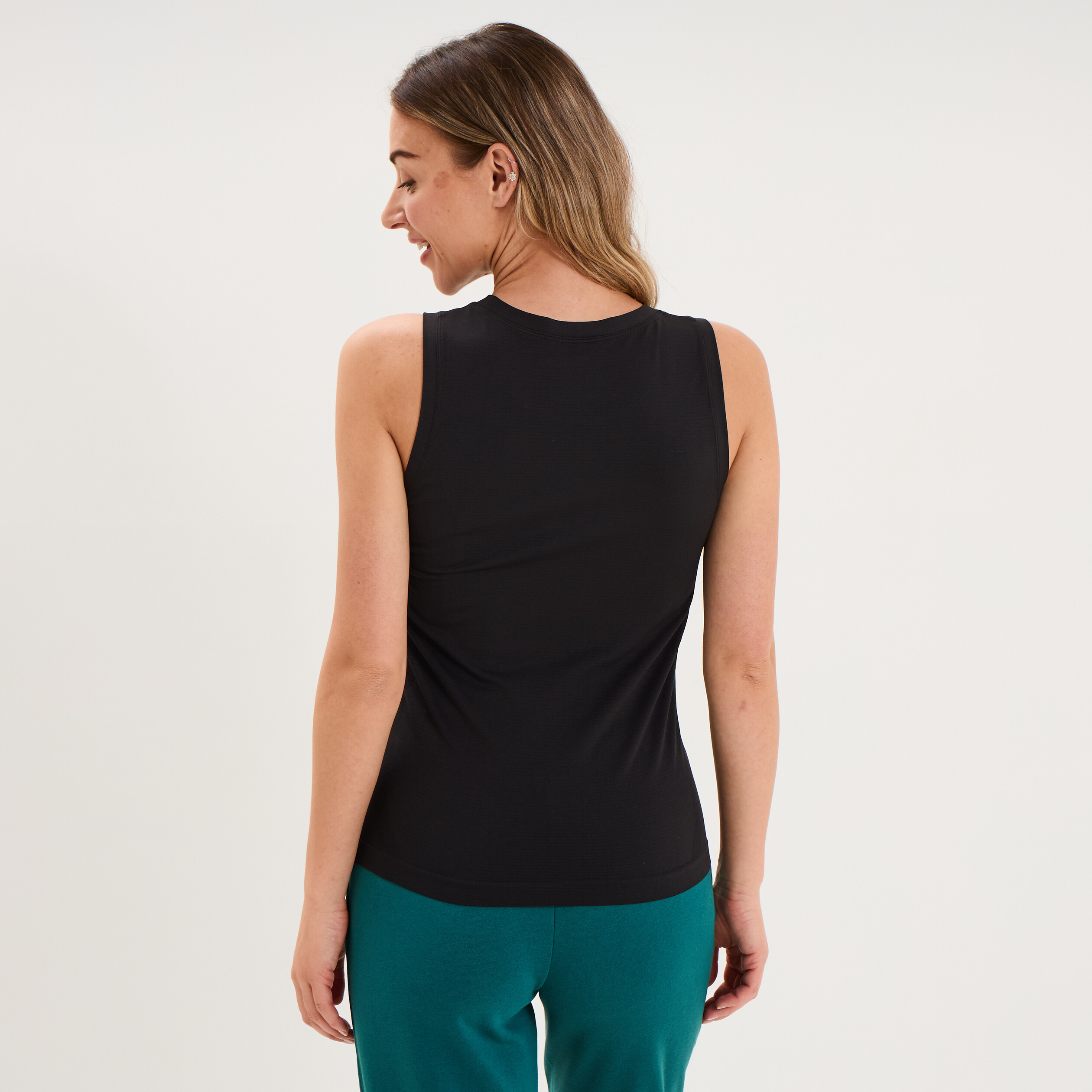 D&eacute;bardeur de sport fluide noir femme