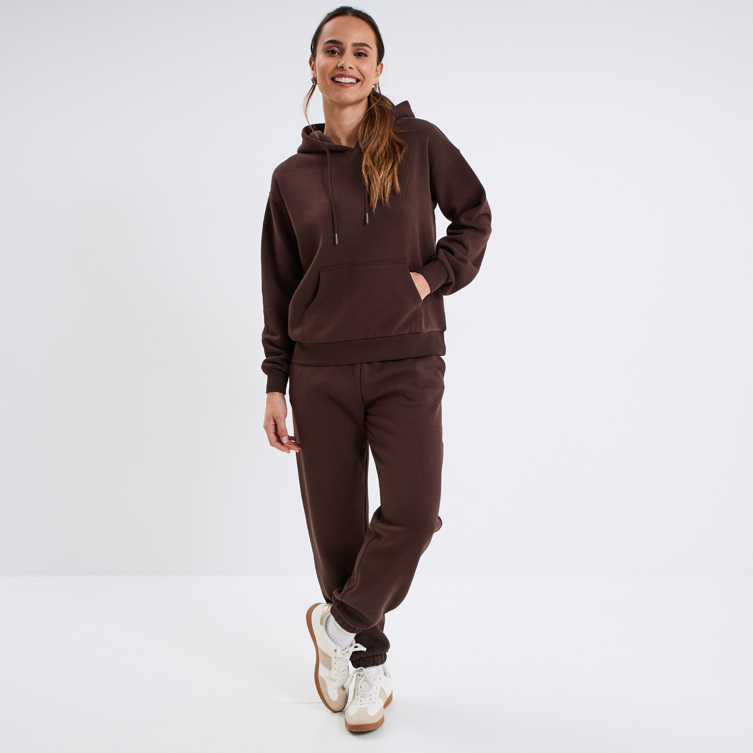 pantalon jogging droit molleton marron fonce femme Pantalon jogging droit molleton marron foncé femme