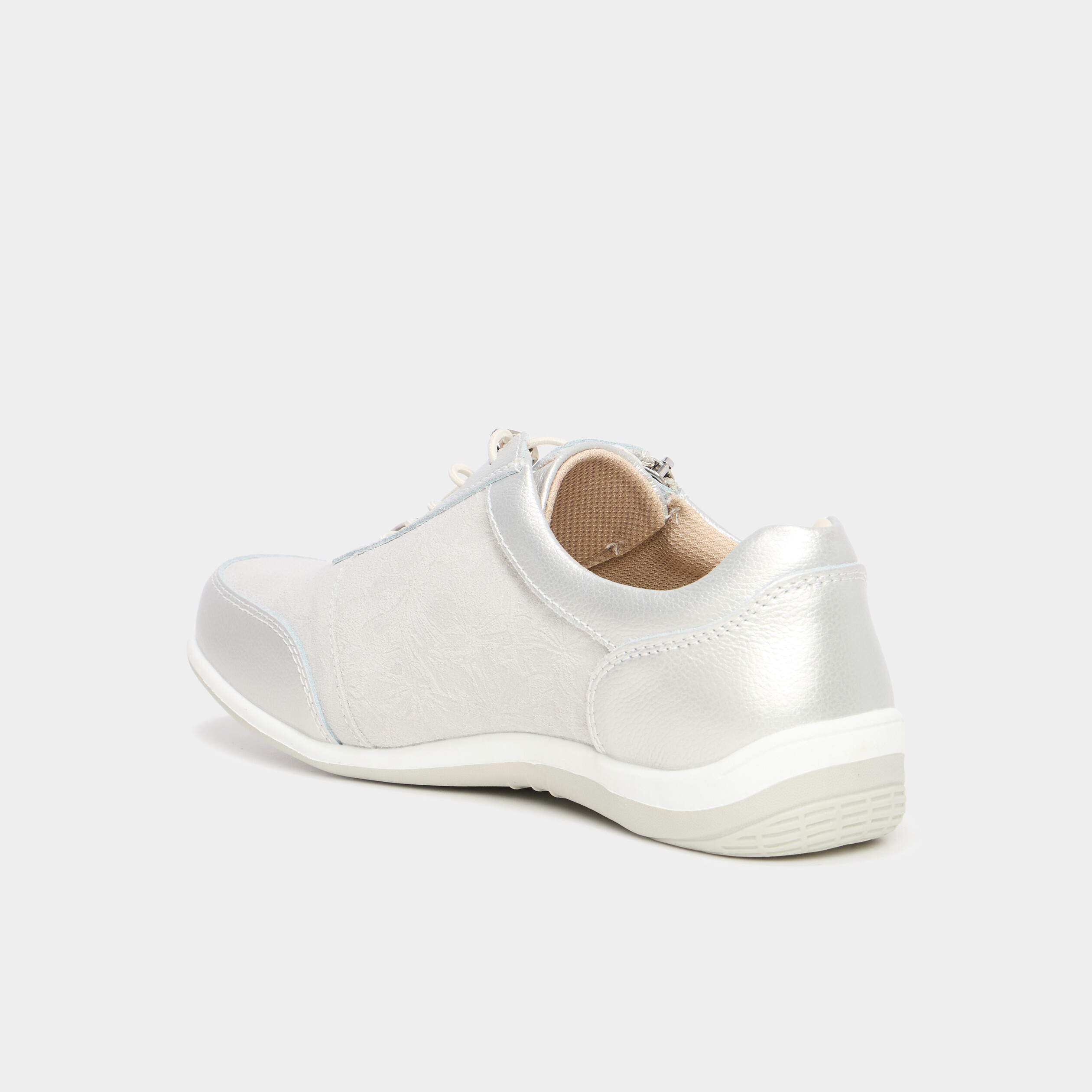 Baskets pied large en cuir blanc femme