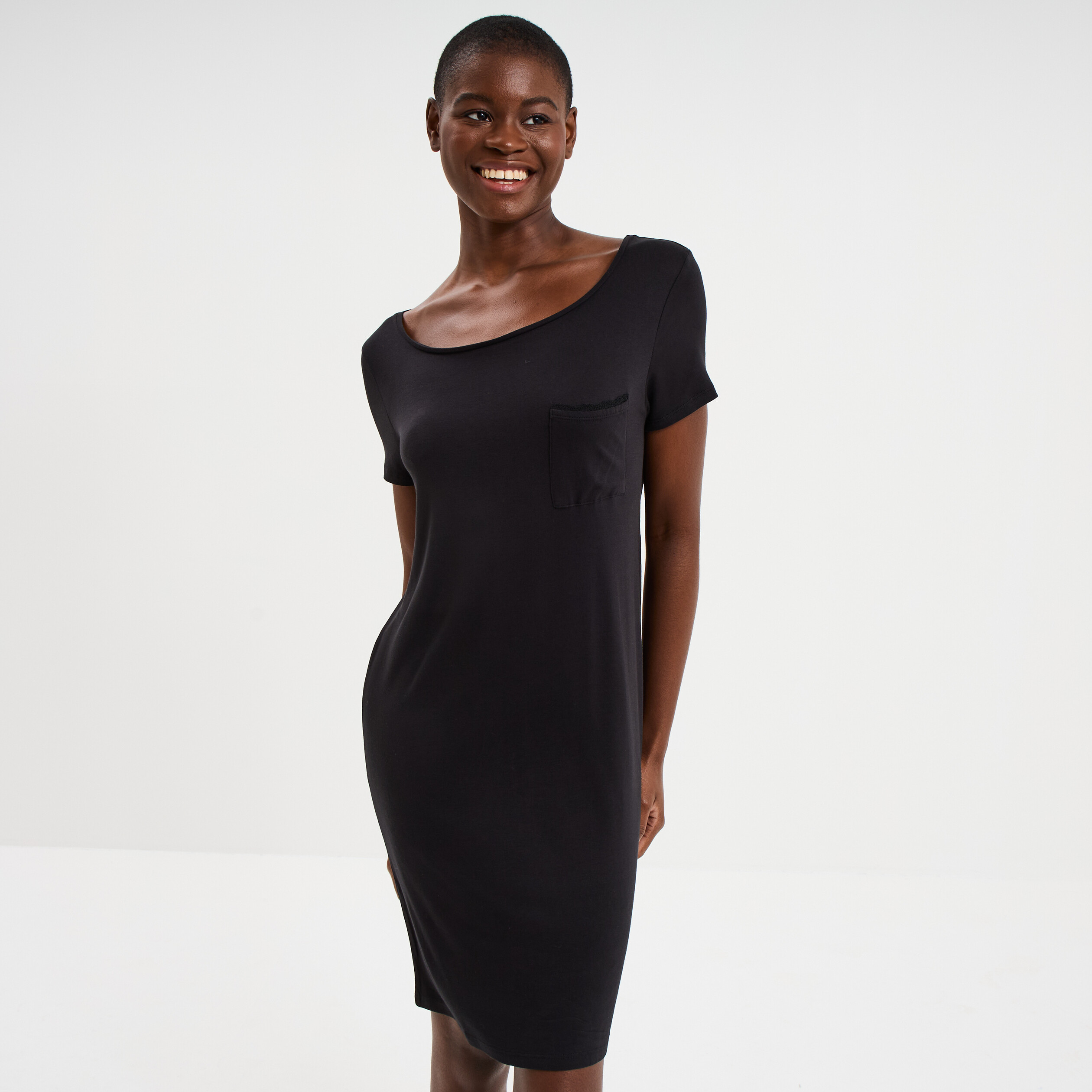 Chemise de nuit manches courtes noir femme