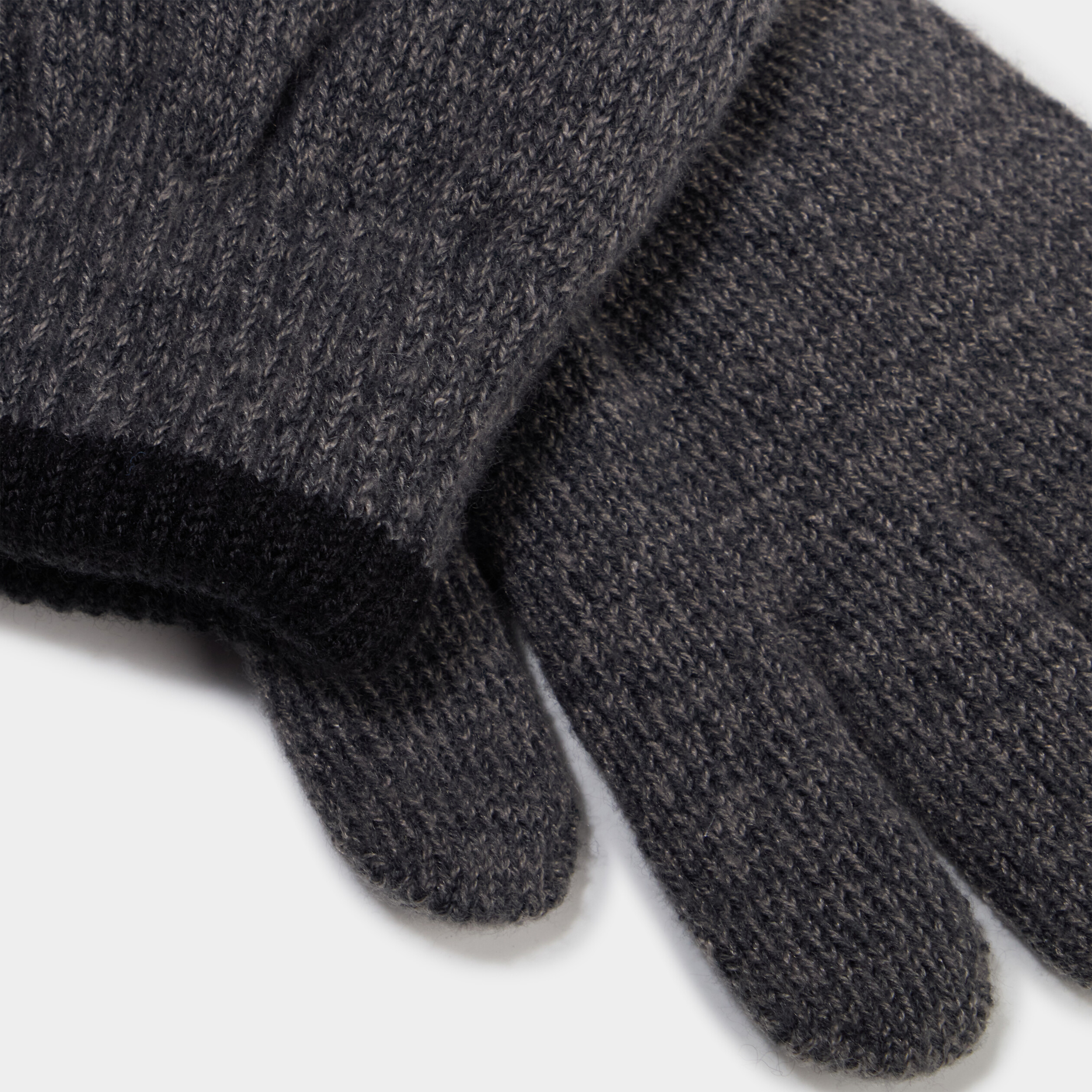 Gants tricot&eacute;s gris fonc&eacute; gar&ccedil;on