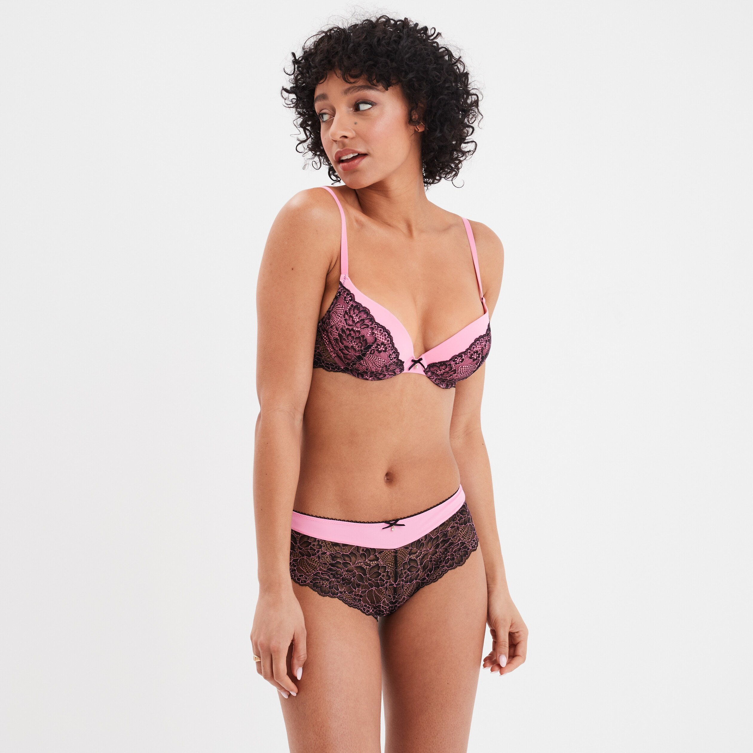 soutien gorge dentelle maxi push up rose femme Soutien-gorge dentelle maxi push-up rose femme