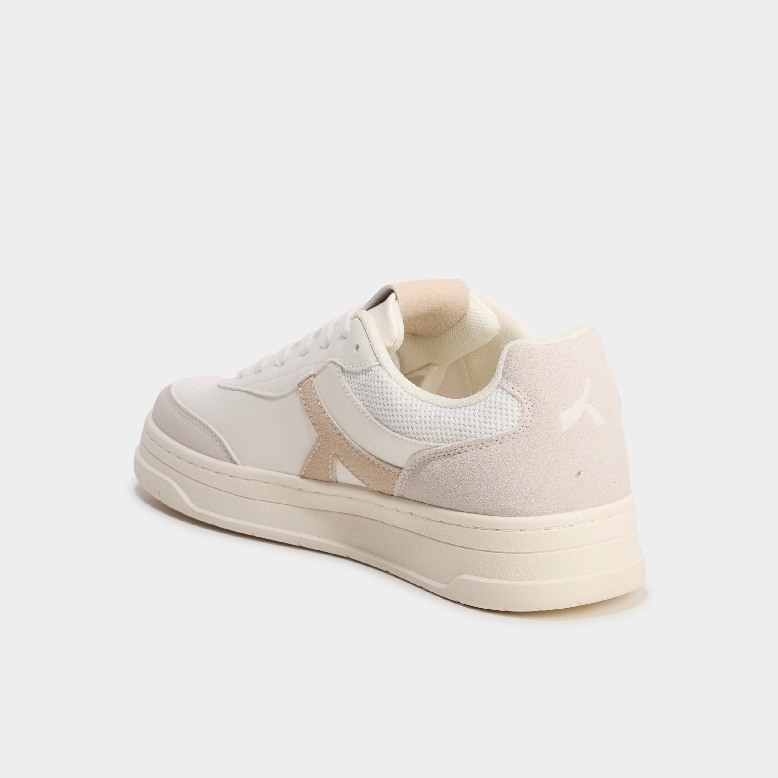 Tennis basses &agrave; lacets sable femme