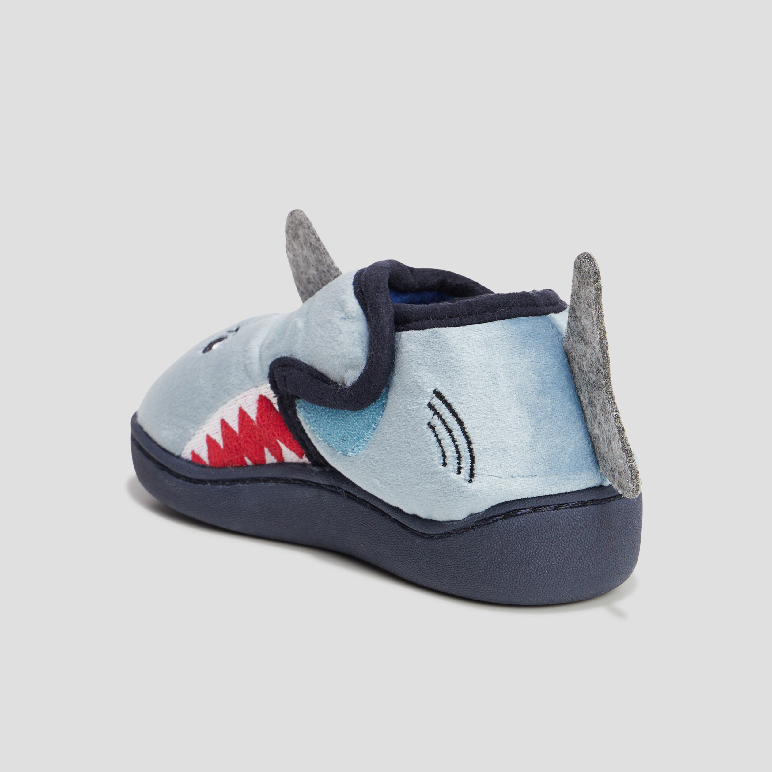 Chaussons requin gris garçon