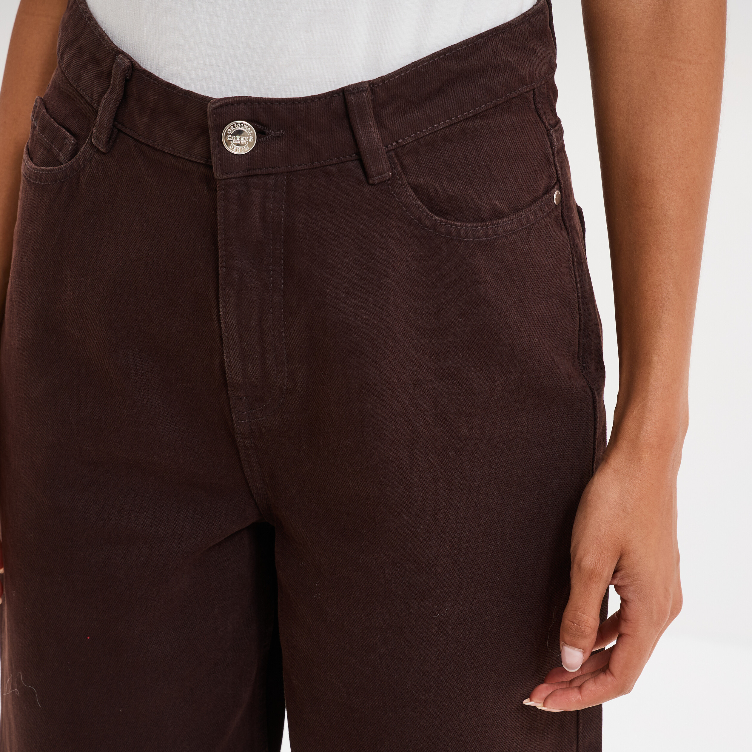 jean balloon taille haute 78eme coton marron fonce femme Jean balloon taille haute 7/8ème coton marron foncé femme