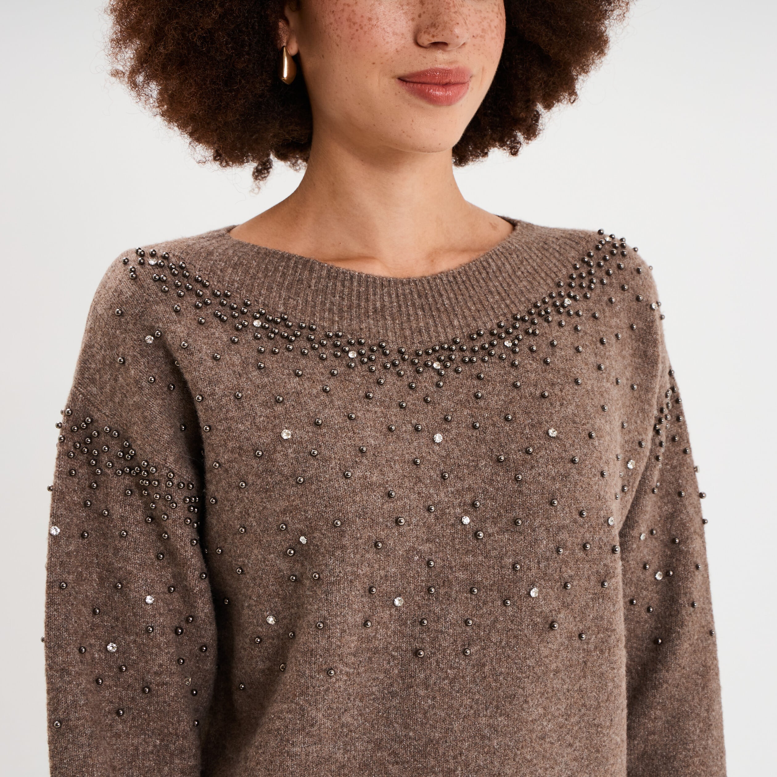 Pull perles et strass manches longues taupe femme
