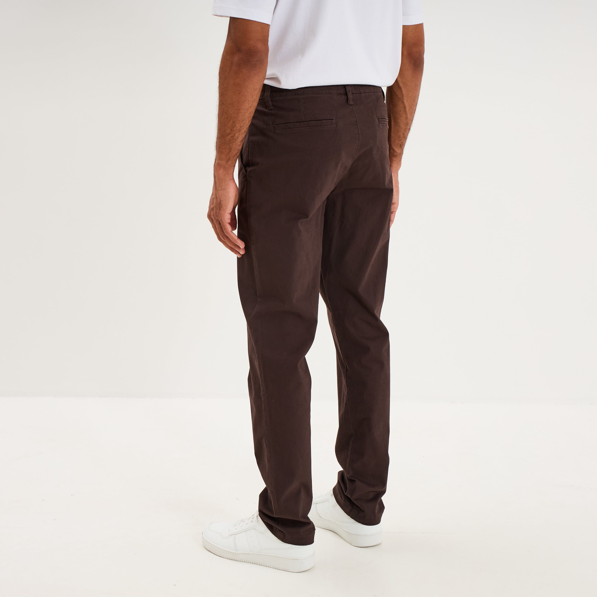 Pantalon chino droit stretch marron fonc&eacute; homme