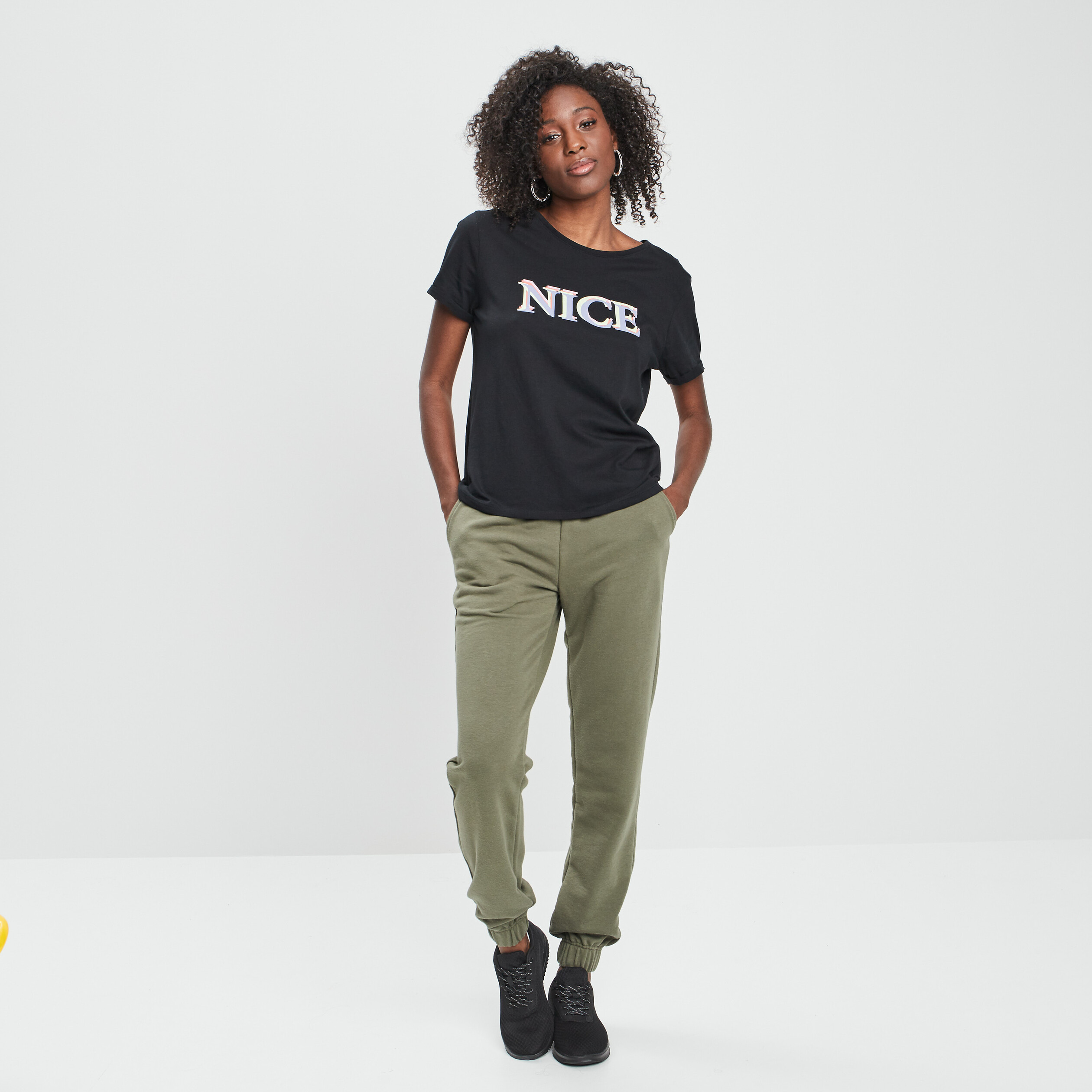 Pantalon jogging slim taille élastiquée vert kaki femme