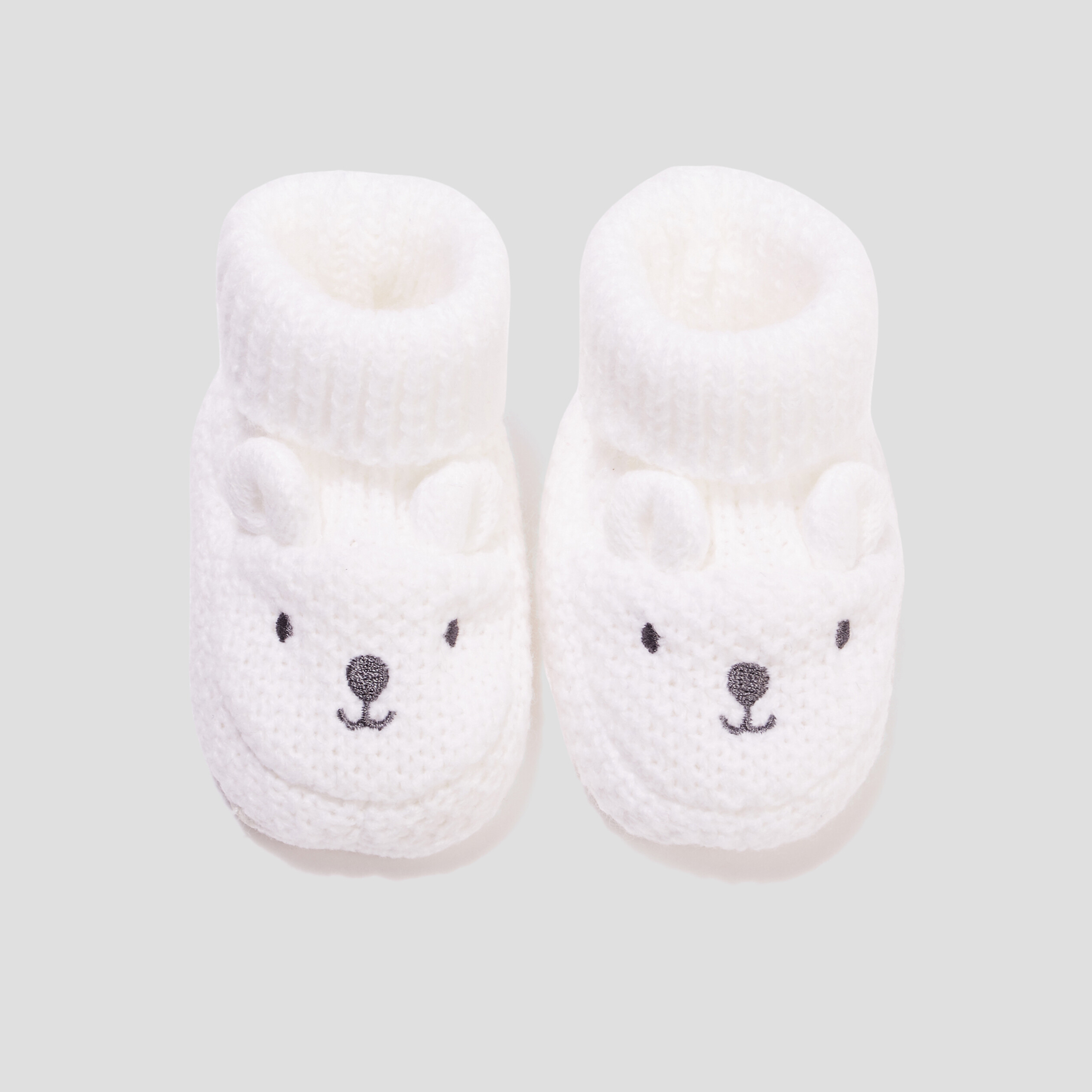 chaussettes dinterieur tricotees ivoire bebef Chaussettes d'intérieur tricotées ivoire bébé fille