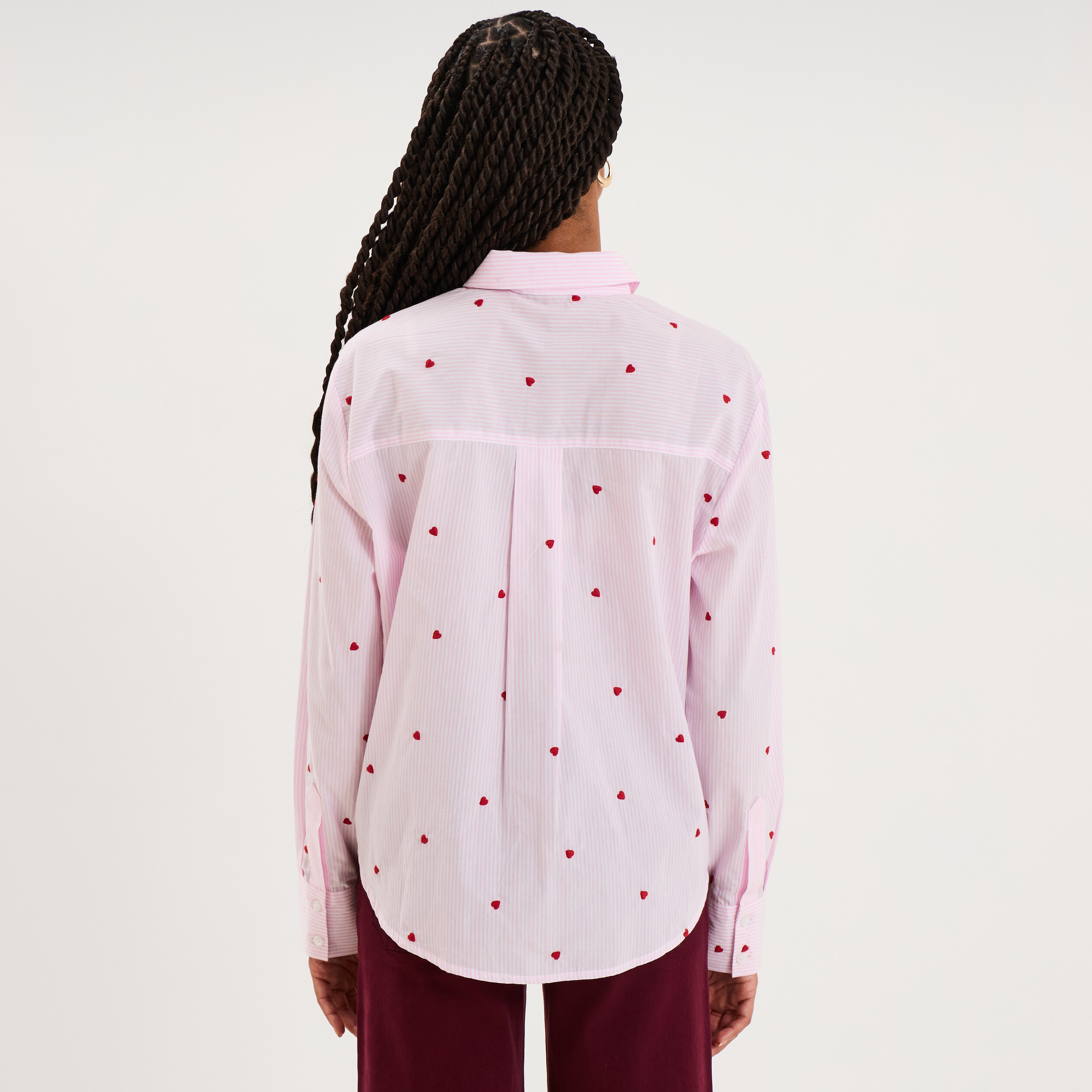 Chemise brod&eacute;e manches longues rose femme
