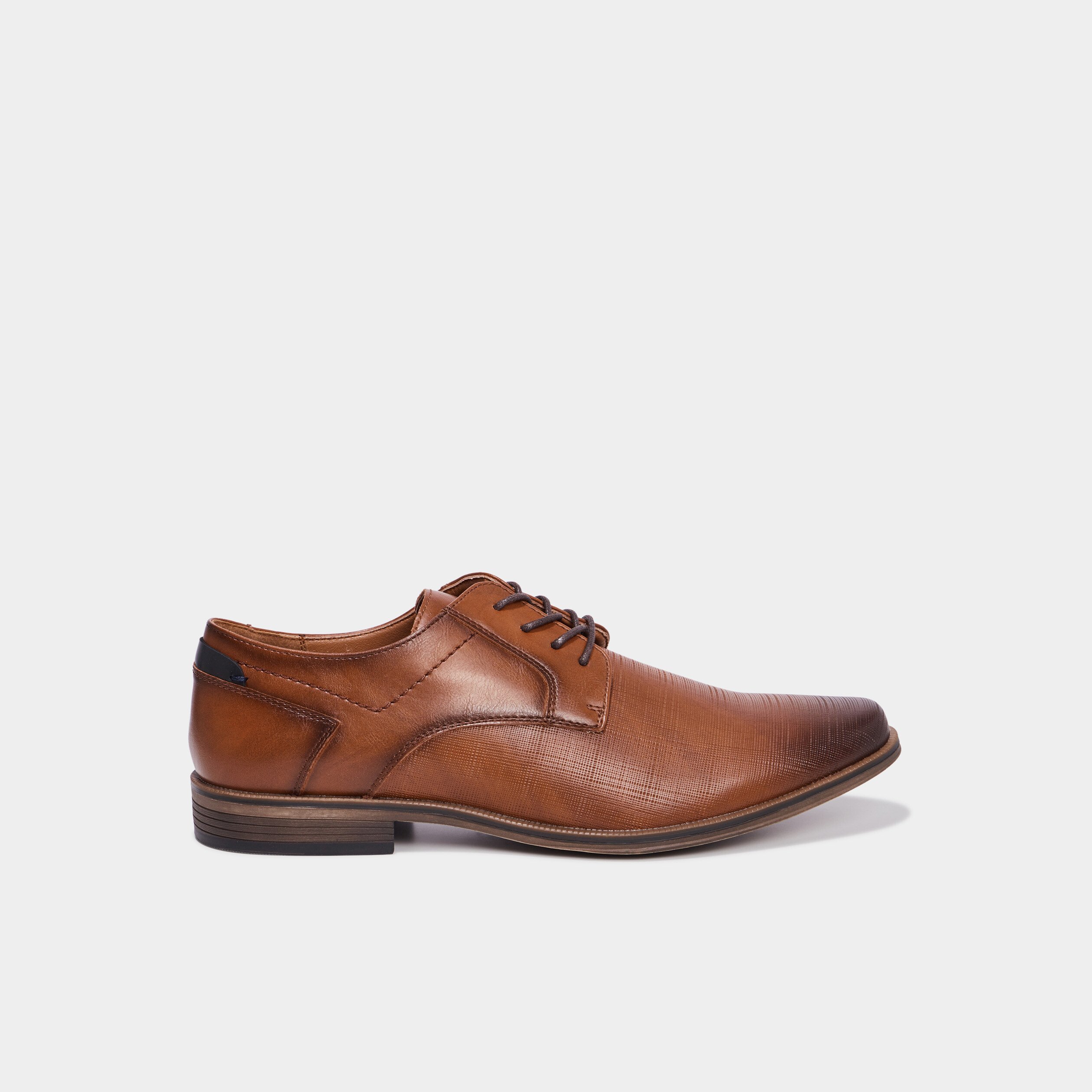 derbies a lacets marron homme Derbies à lacets marron homme
