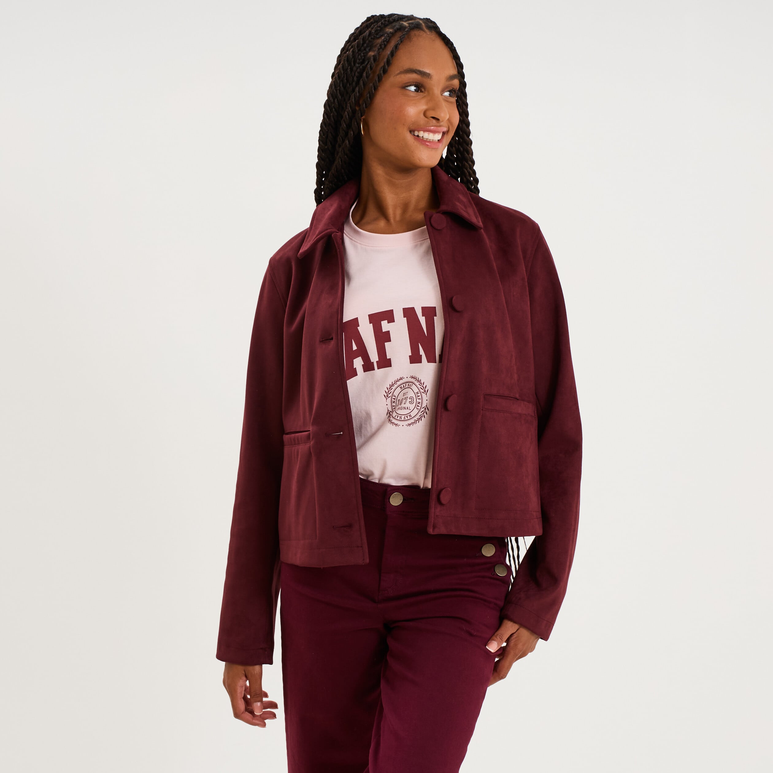 Veste paletot en su&eacute;dine boutonn&eacute;e violet fonc&eacute; femme