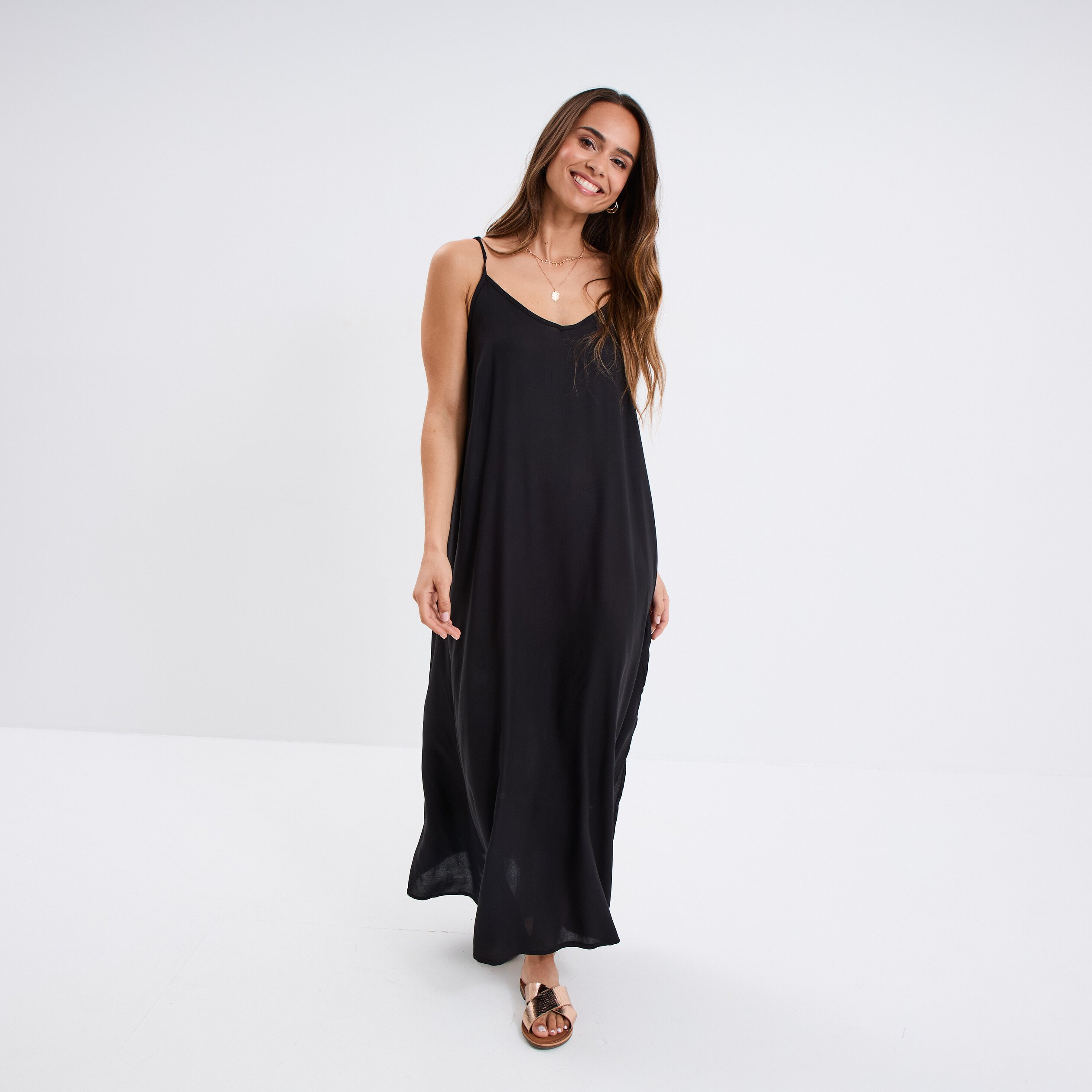 robe longue fluide bretelles noir femme Robe longue fluide bretelles noir femme