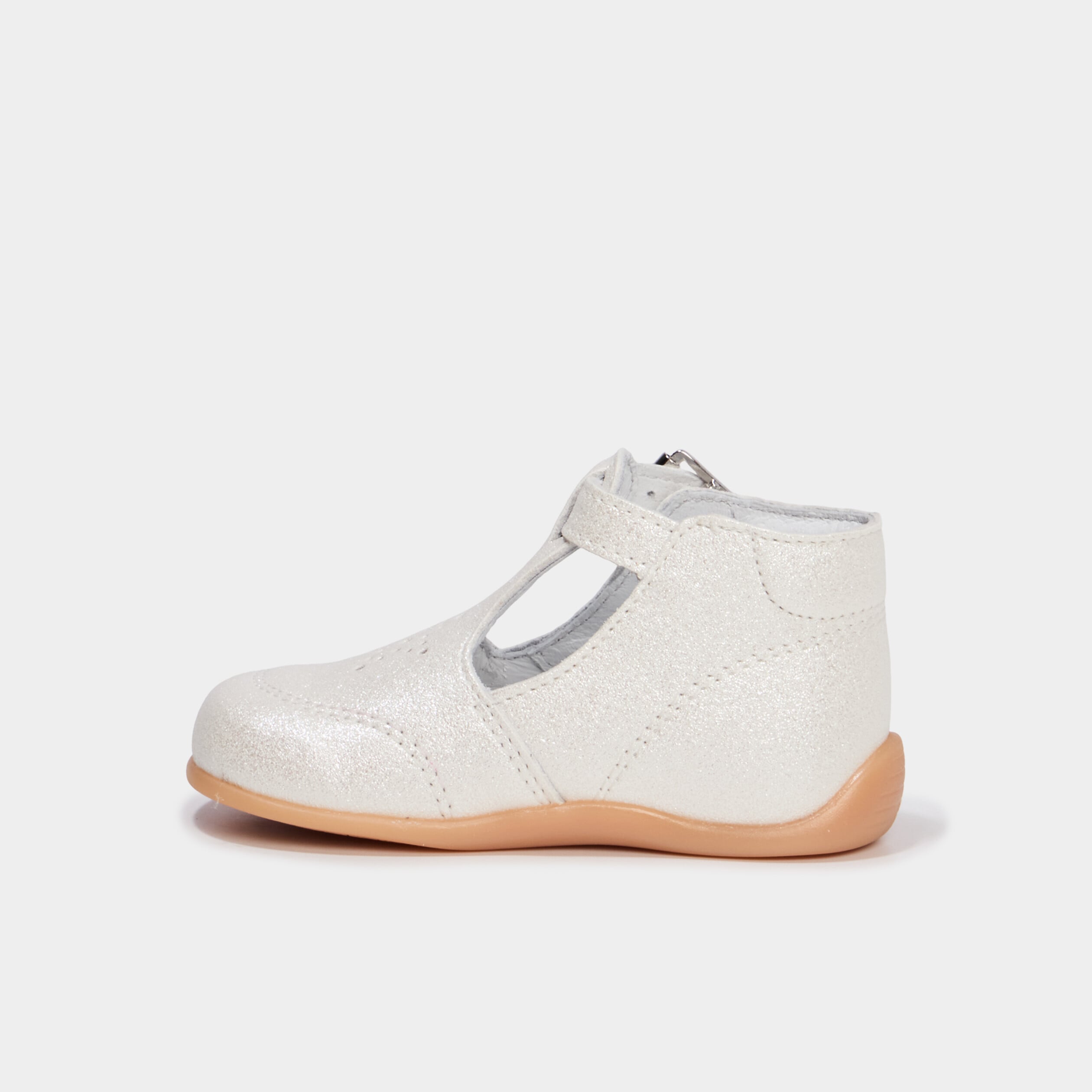 Chaussures c&eacute;r&eacute;monie semelle souple cuir blanc b&eacute;b&eacute; fille