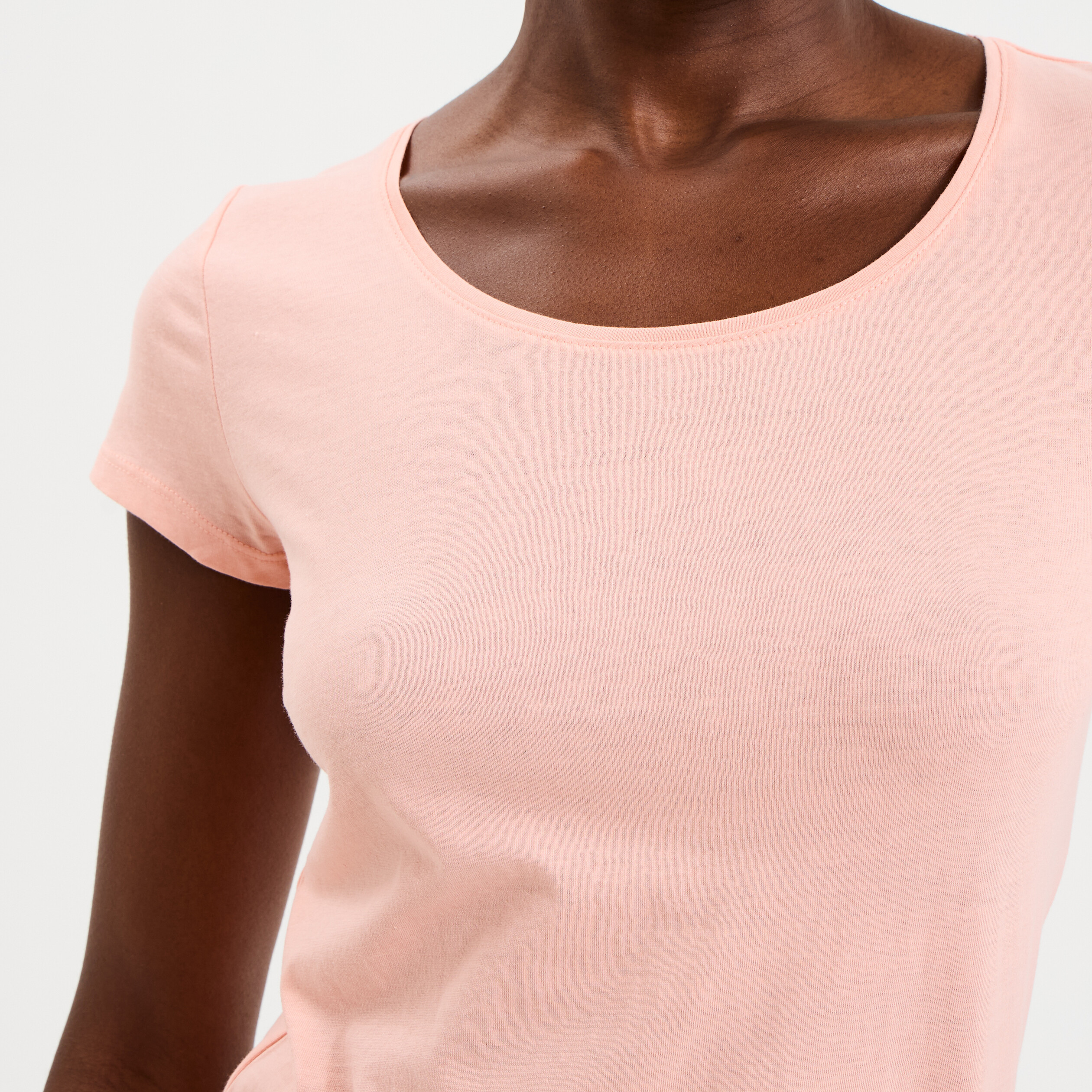 T-shirt coton col rond manches courtes rose poudr&eacute;e femme