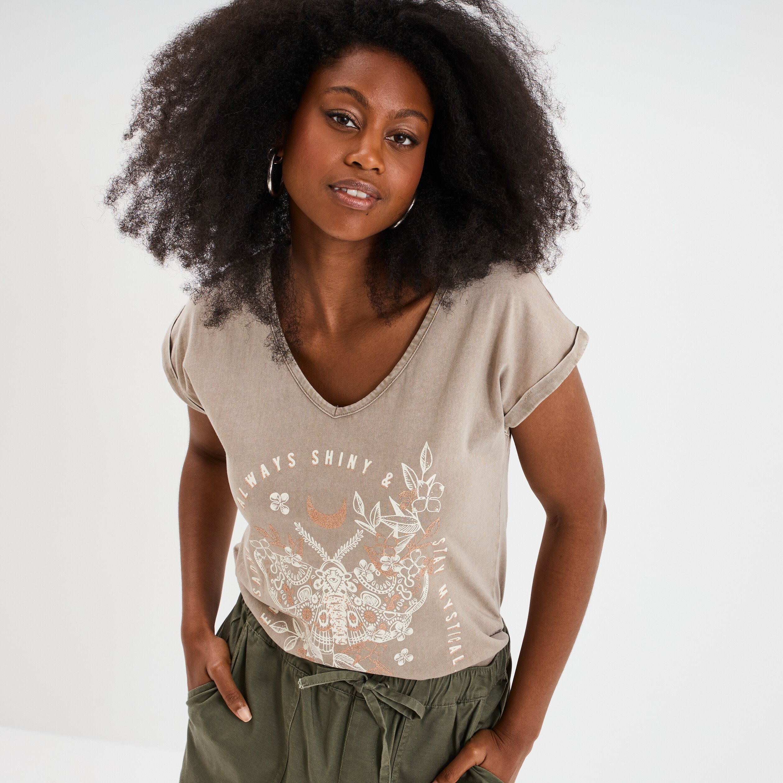 t shirt coton col en v manches courtes vert kaki femme T-shirt coton col en V manches courtes vert kaki femme