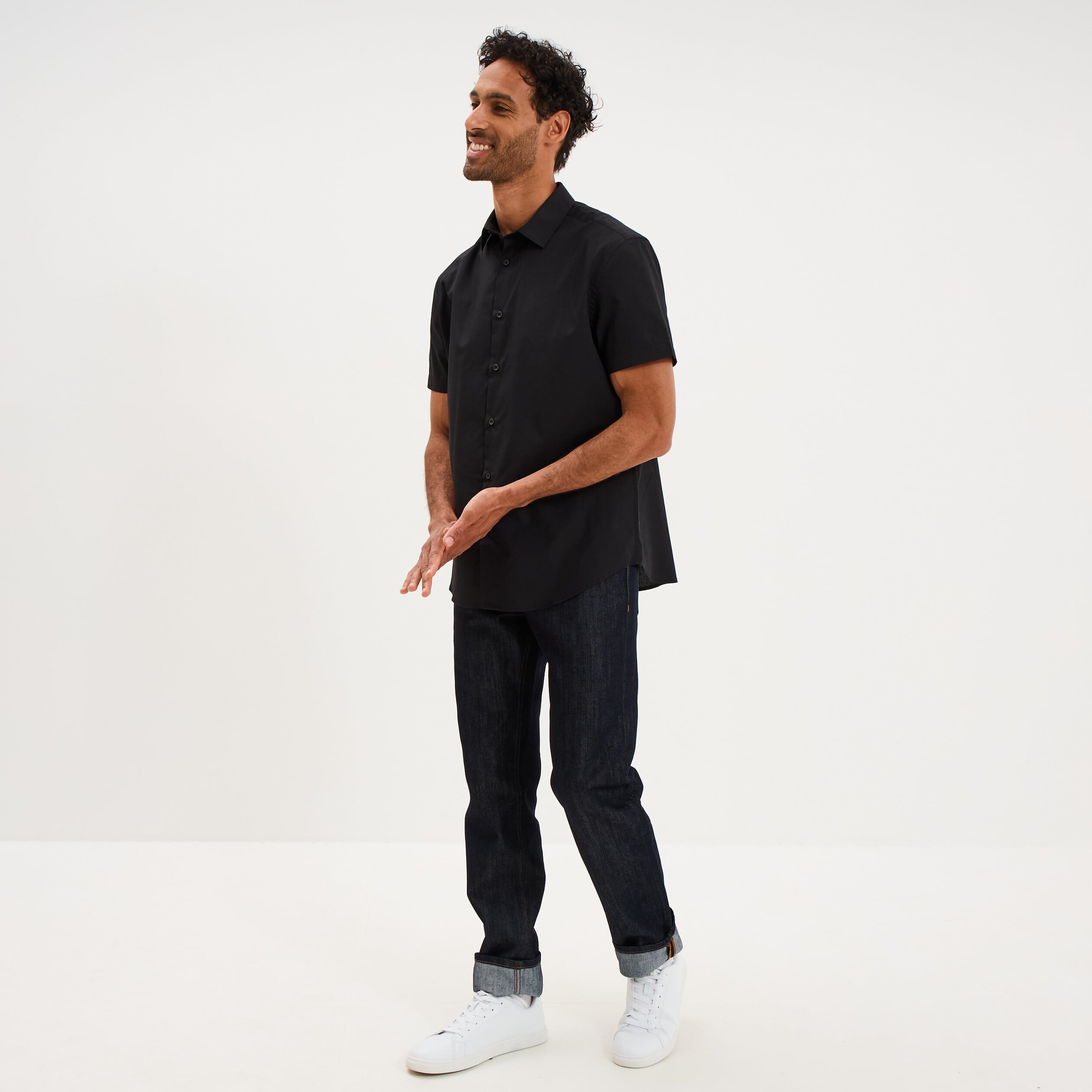 Chemise droite manches courtes noir homme