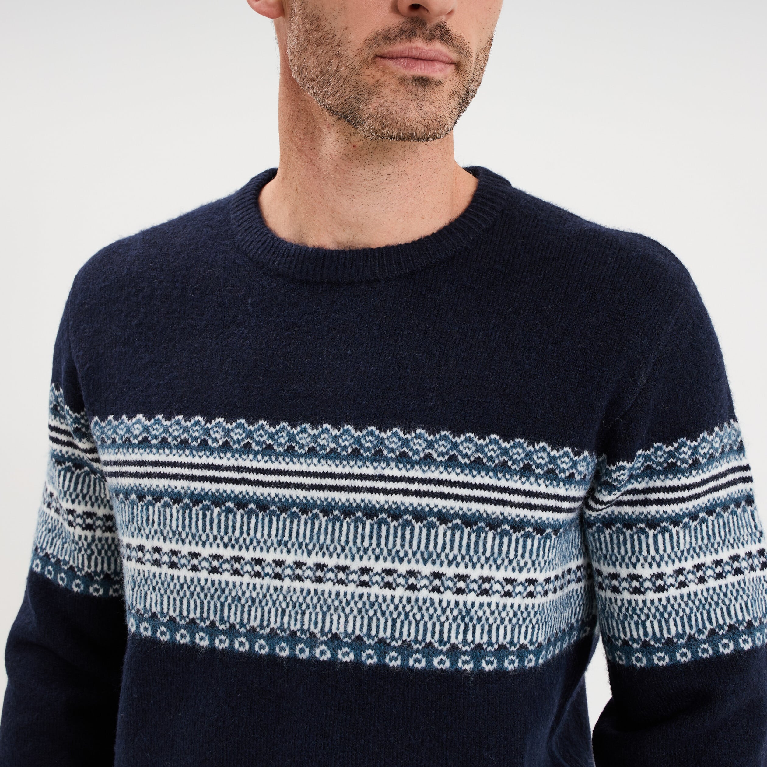 Pull jacquard col rond manches longues bleu fonc&eacute; homme