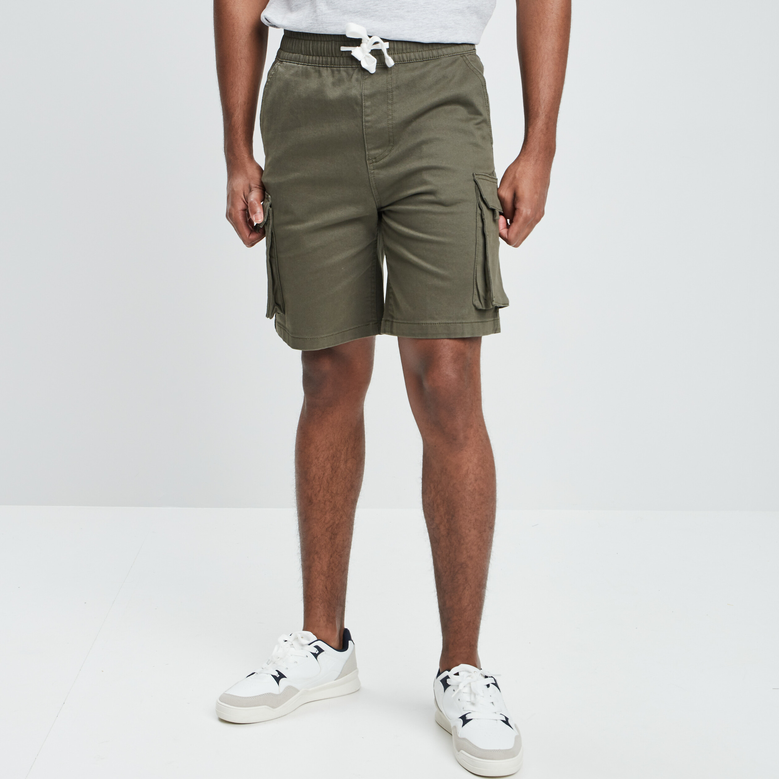 bermuda cargo a coulisse vert kaki homme Bermuda cargo à coulisse vert kaki homme