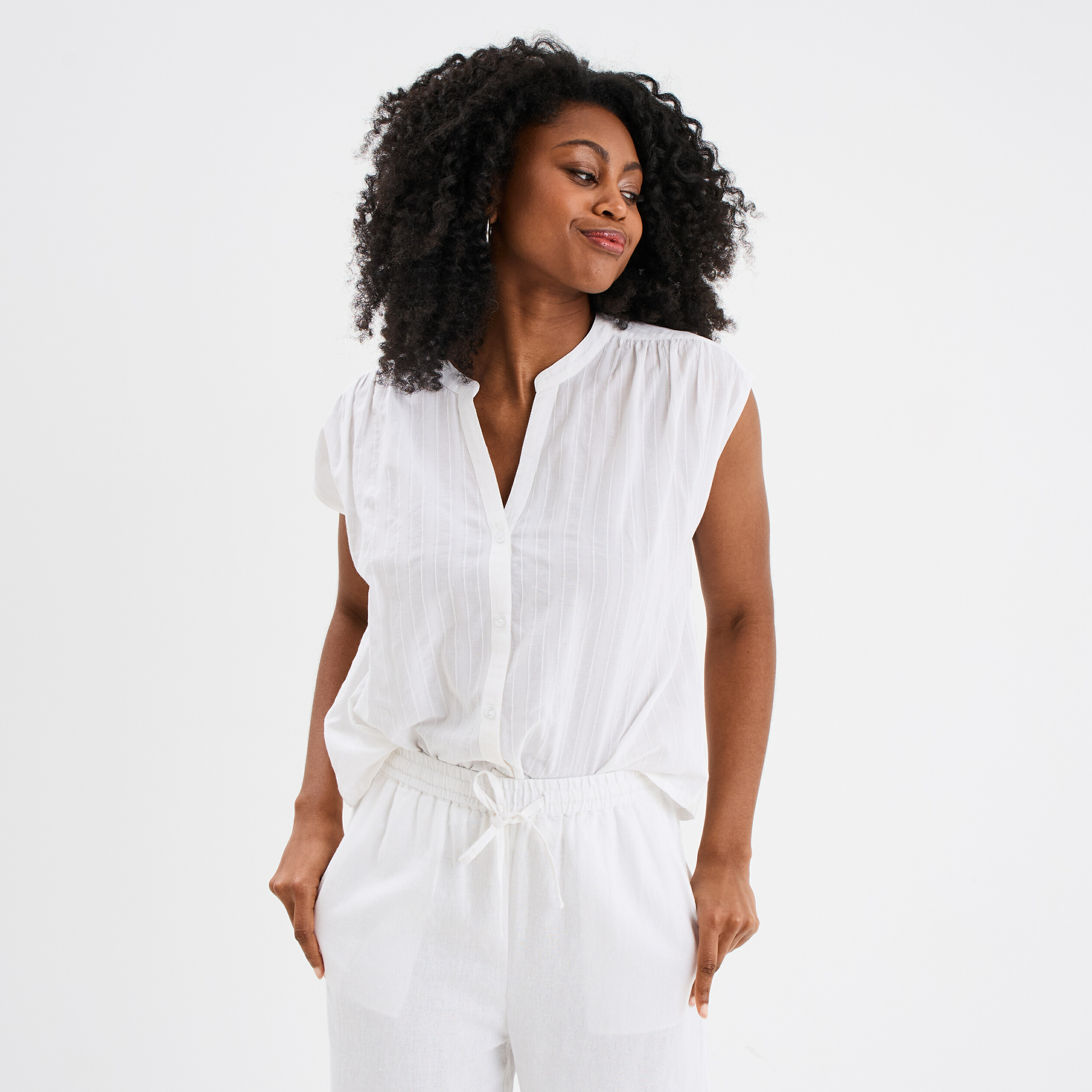 blouse sans manches col tunisien coton blanc femme Blouse sans manches col tunisien coton blanc femme