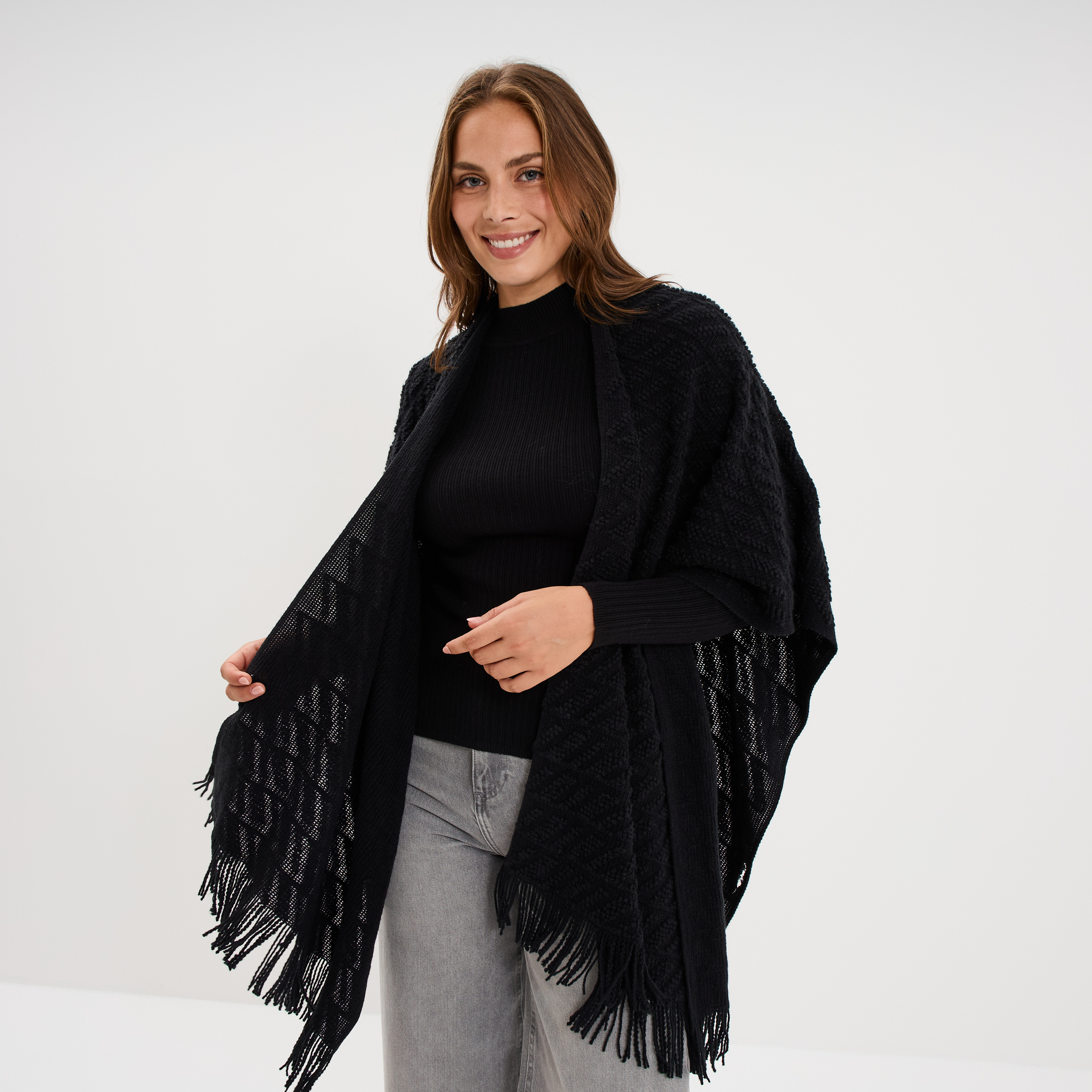 Poncho &agrave; franges ample noir femme