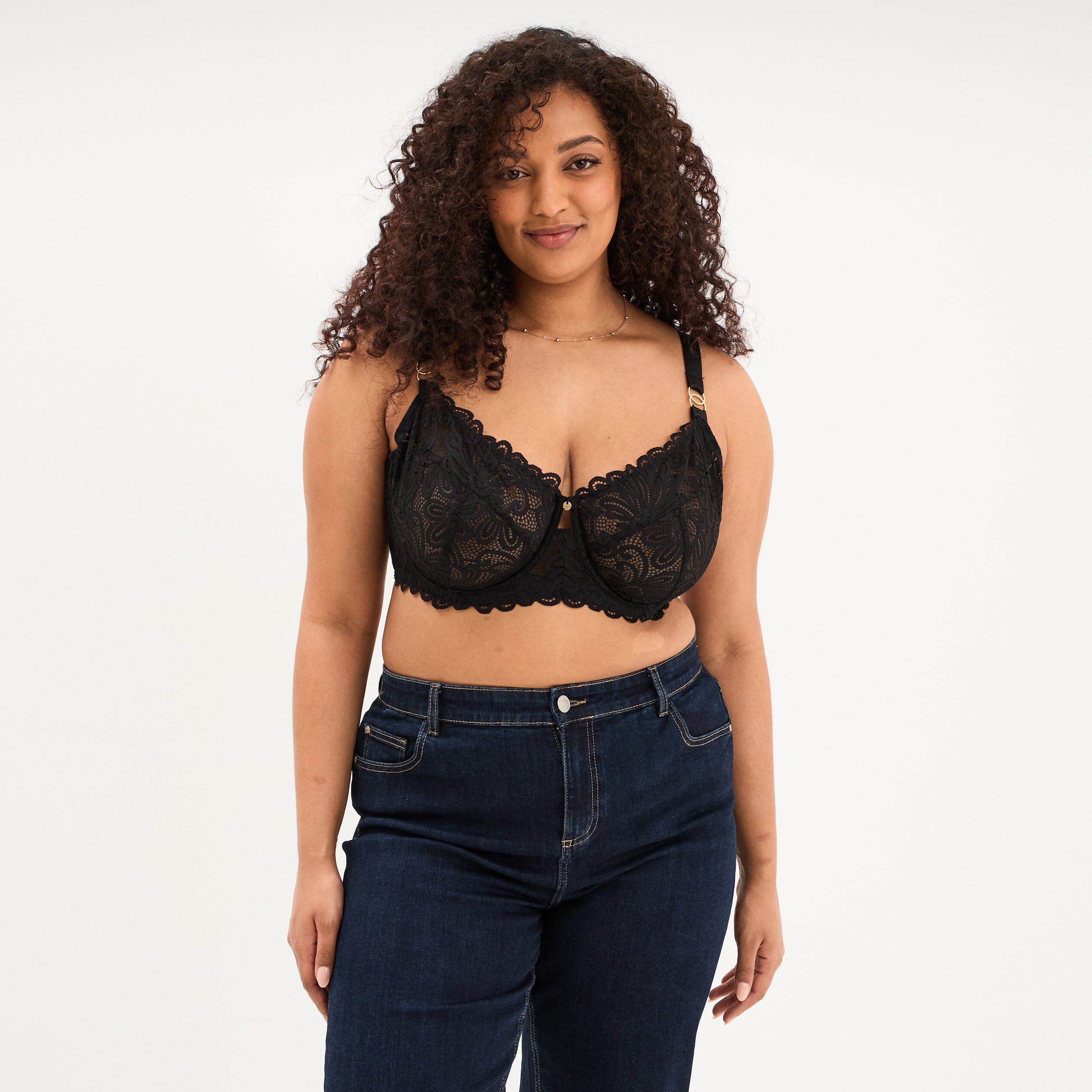 Soutien-gorge embo&icirc;tant dentelle noir femme grande taille