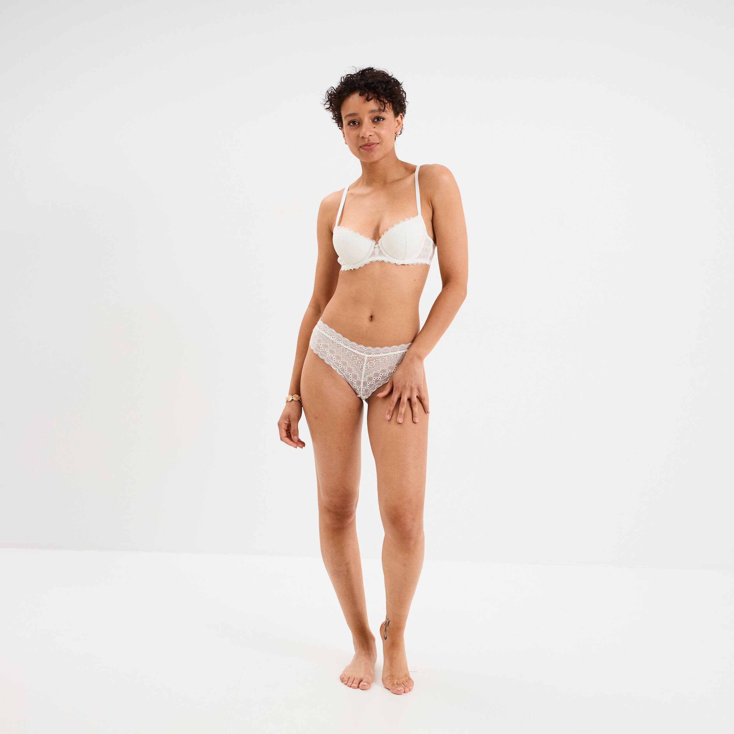 soutien gorge corbeille dentelle blanc femme Soutien-gorge corbeille dentelle blanc femme