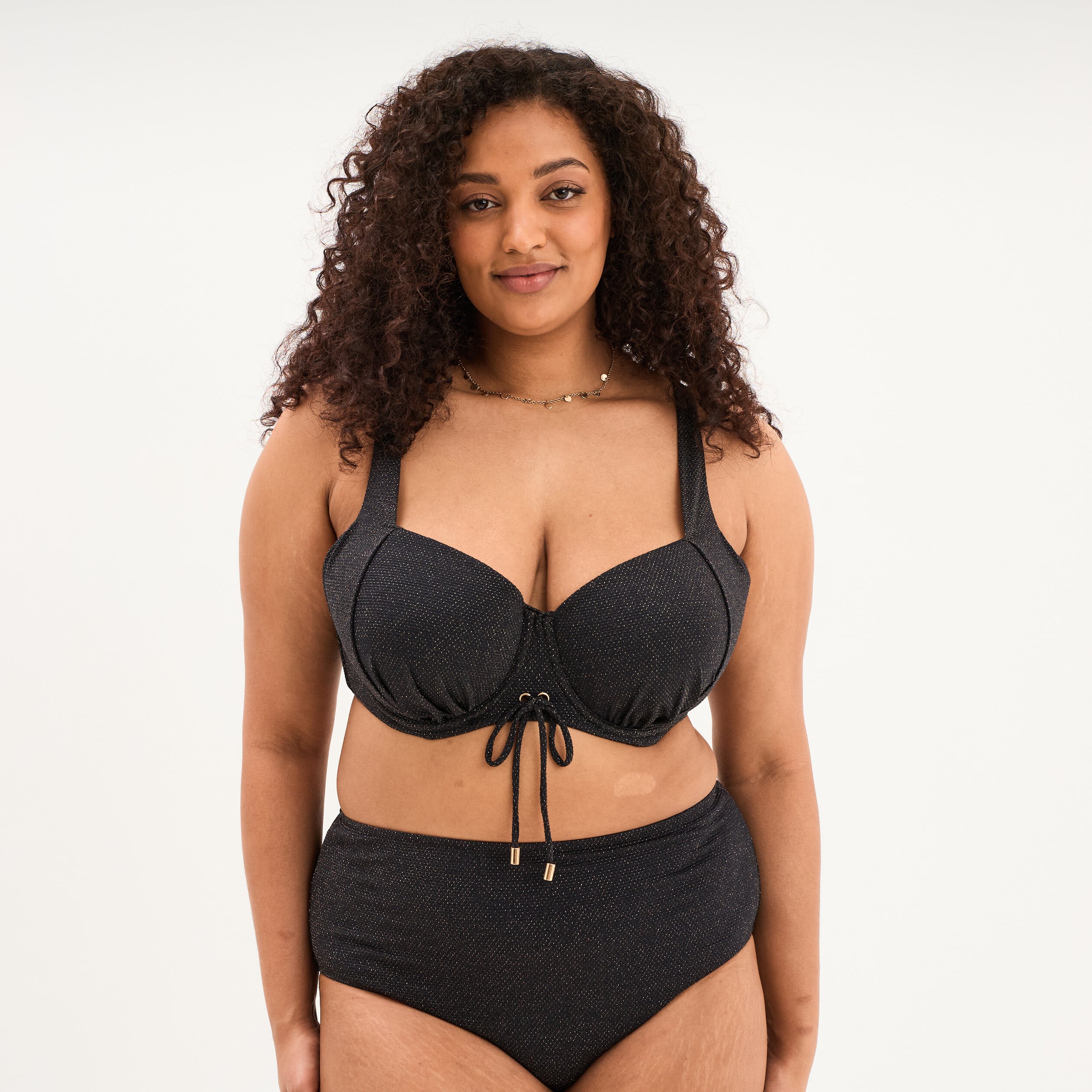 Haut de maillot de bain corbeille noir femme grande taille