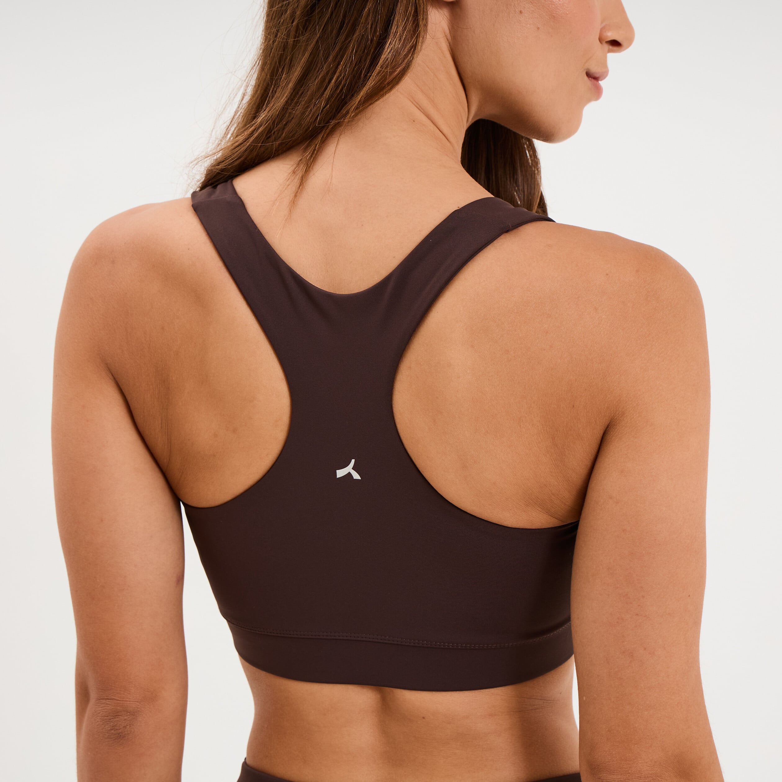 Brassi&egrave;re de sport dos nageur marron fonc&eacute; femme