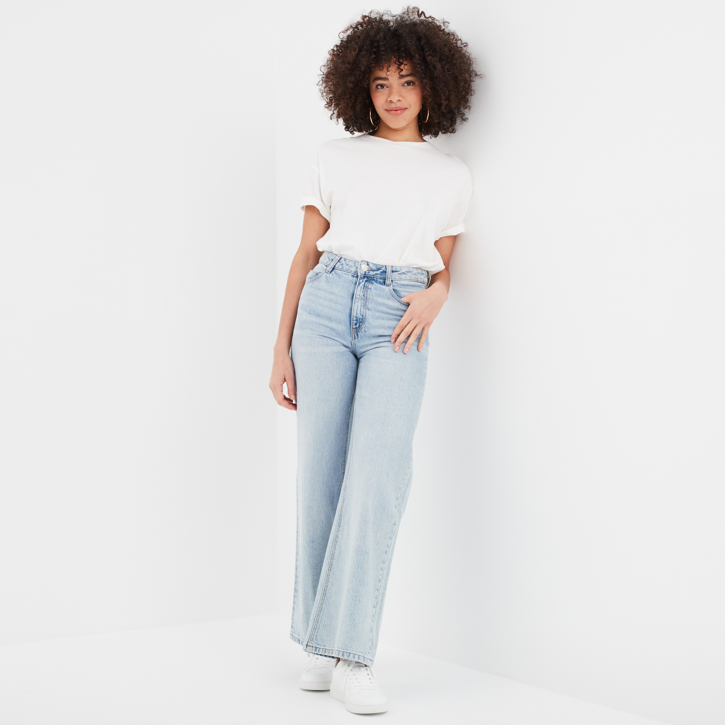 t shirt droit a manches courtes en coton blanc femme T-shirt droit à manches courtes en coton blanc femme