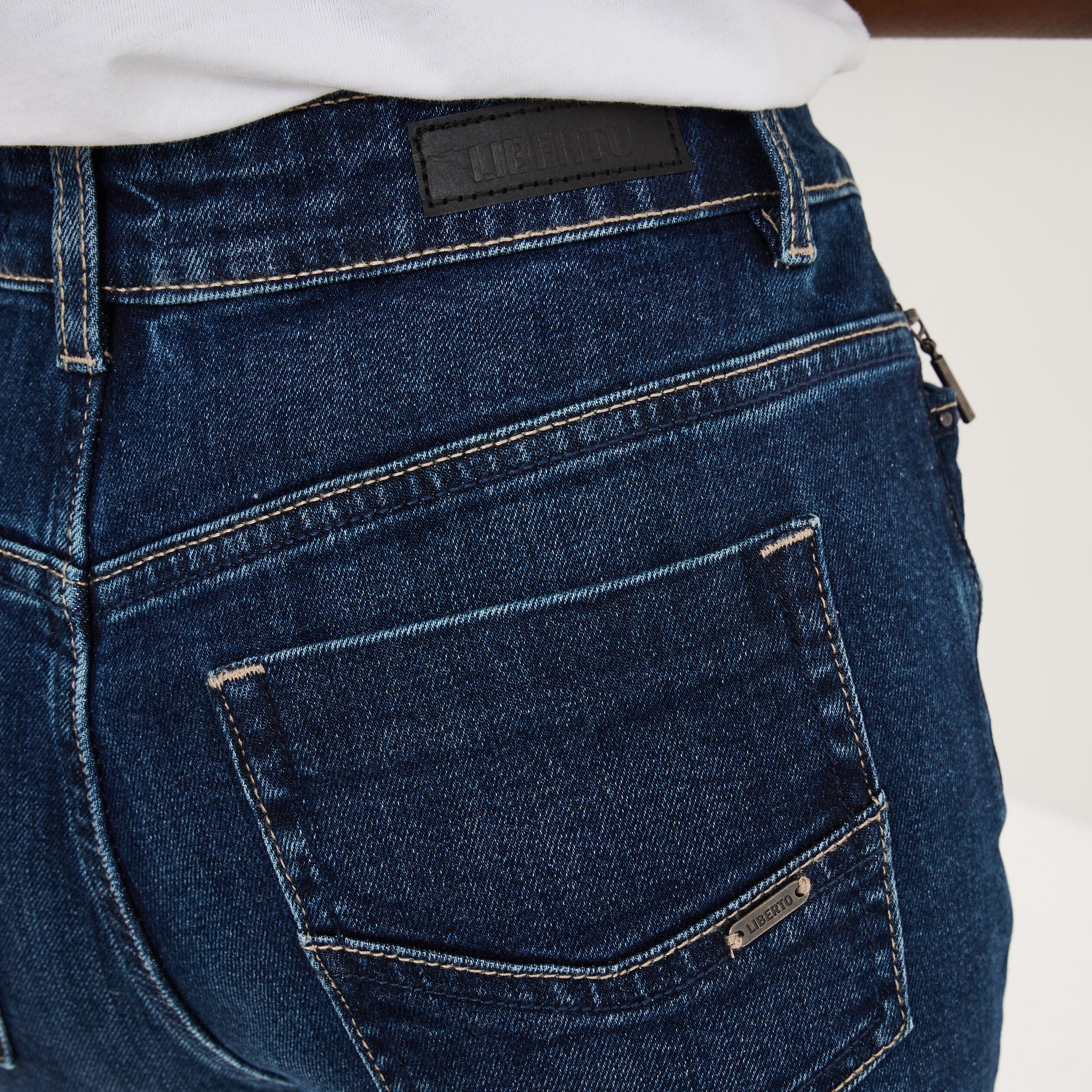 Jean skinny taille haute bleu fonc&eacute; femme