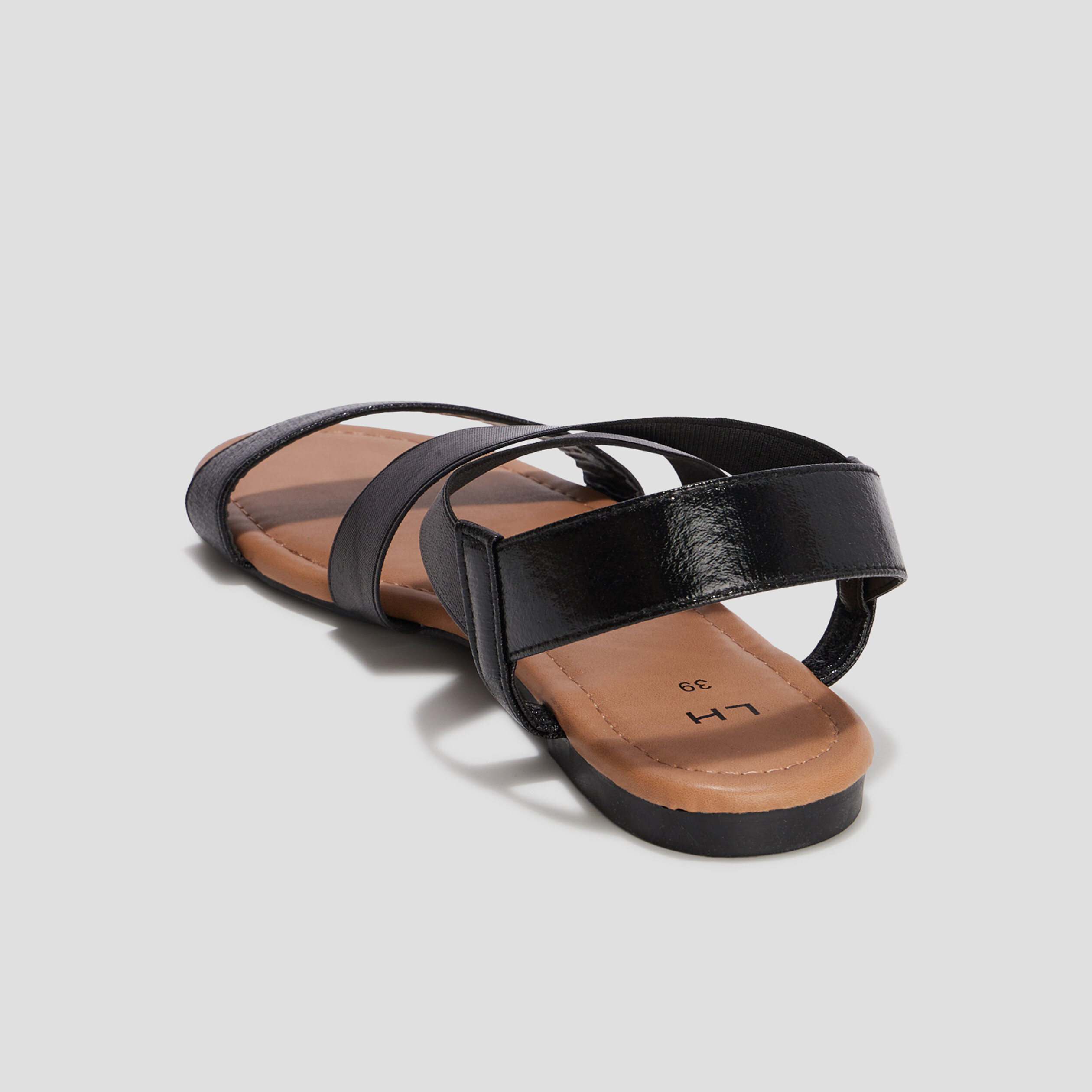 Sandales plates noir femme